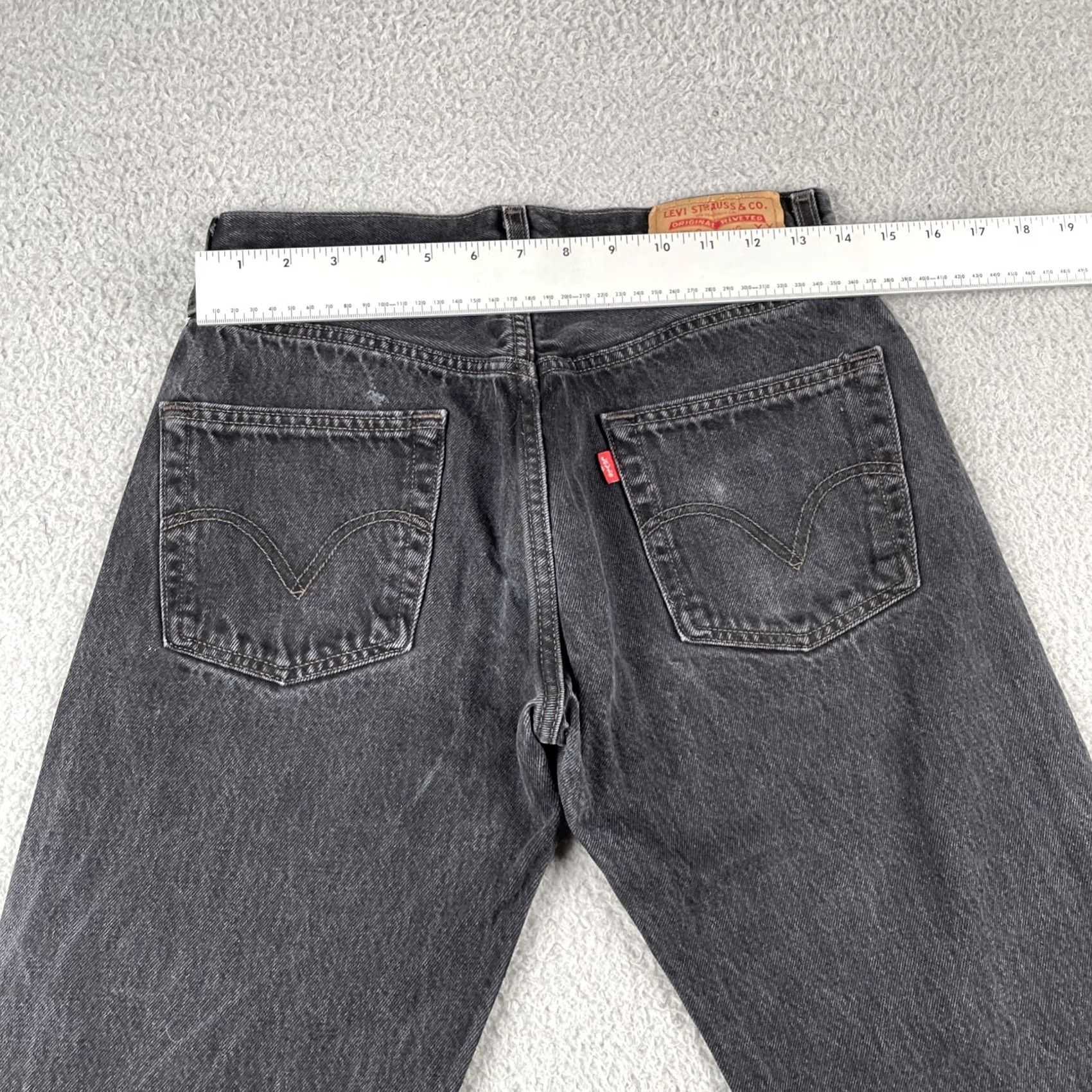 Levi's VINTAGE Levi’s 501 Denim Jeans Mens Pants Regular 28x28 Gray USA Mexico 28in Inseam Ankle Cotton Leather/Denim Fabric? Size US 28 / EU 44 - 6 Thumbnail