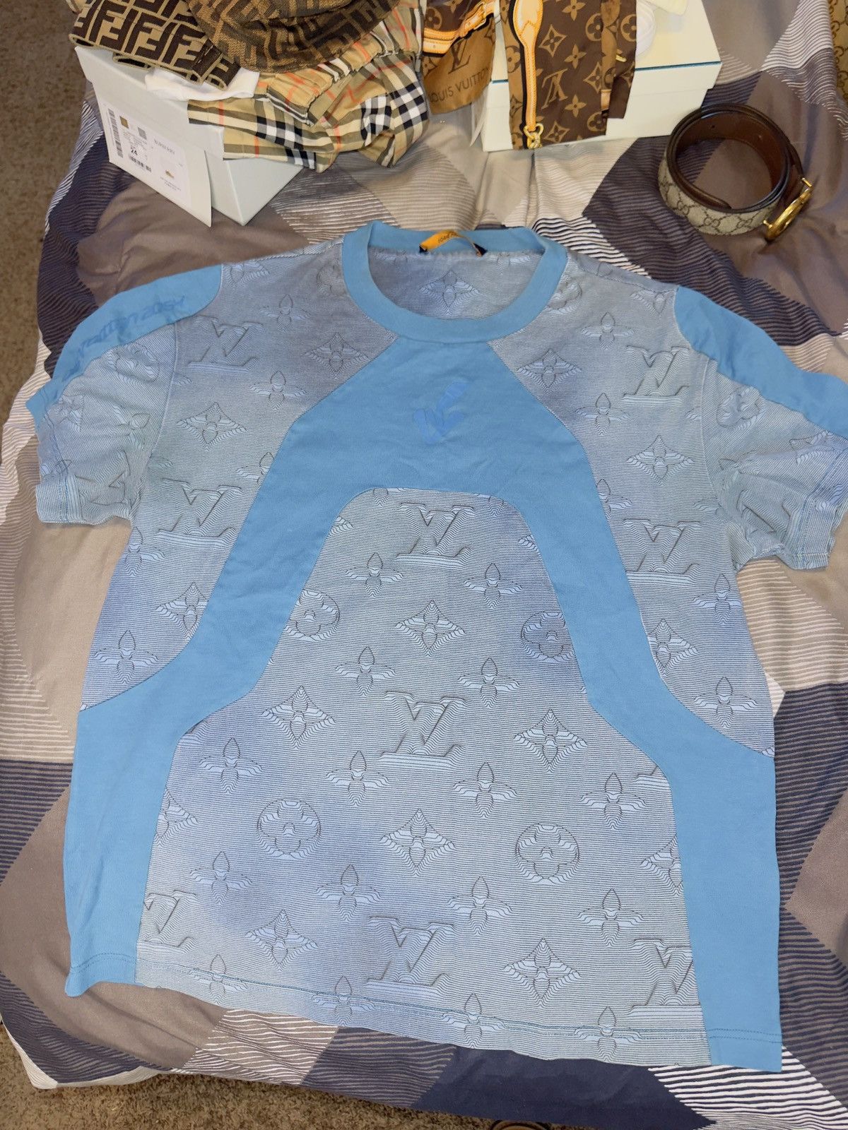 Louis Vuitton Louis vittuion shirt Size US S / EU 44-46 / 1 - 1 Thumbnail