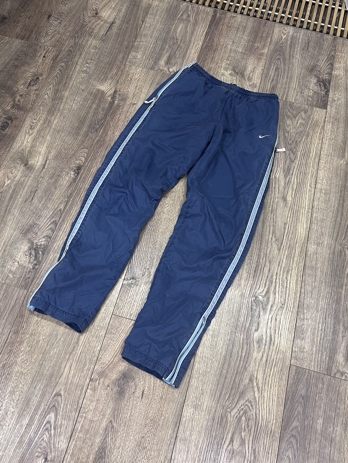 Nike VERY RARE Vintage nike nylon track pants S Size US 30 / EU 46 - 2 Thumbnail