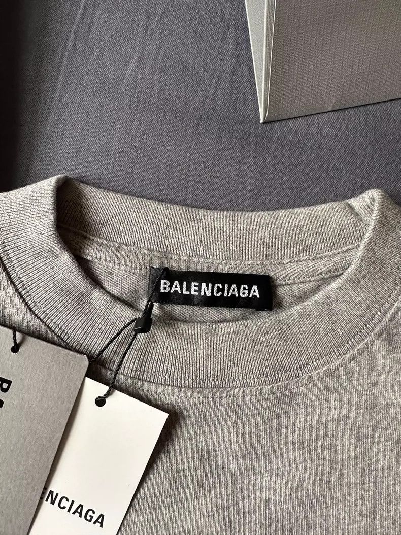Balenciaga Balenciaga GW printed loose short sleeve T-shirt Size US XS / EU 42 / 0 - 2 Thumbnail