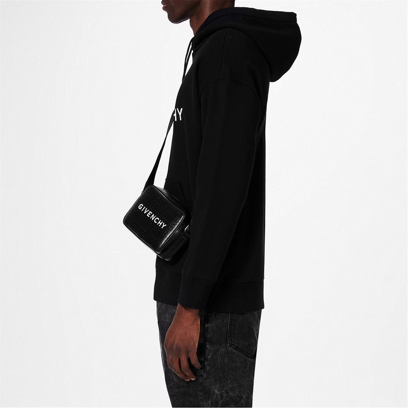 Givenchy o1g2r1mq0426 Archetype Hoodie in Black Size US S / EU 44-46 / 1 - 5 Thumbnail