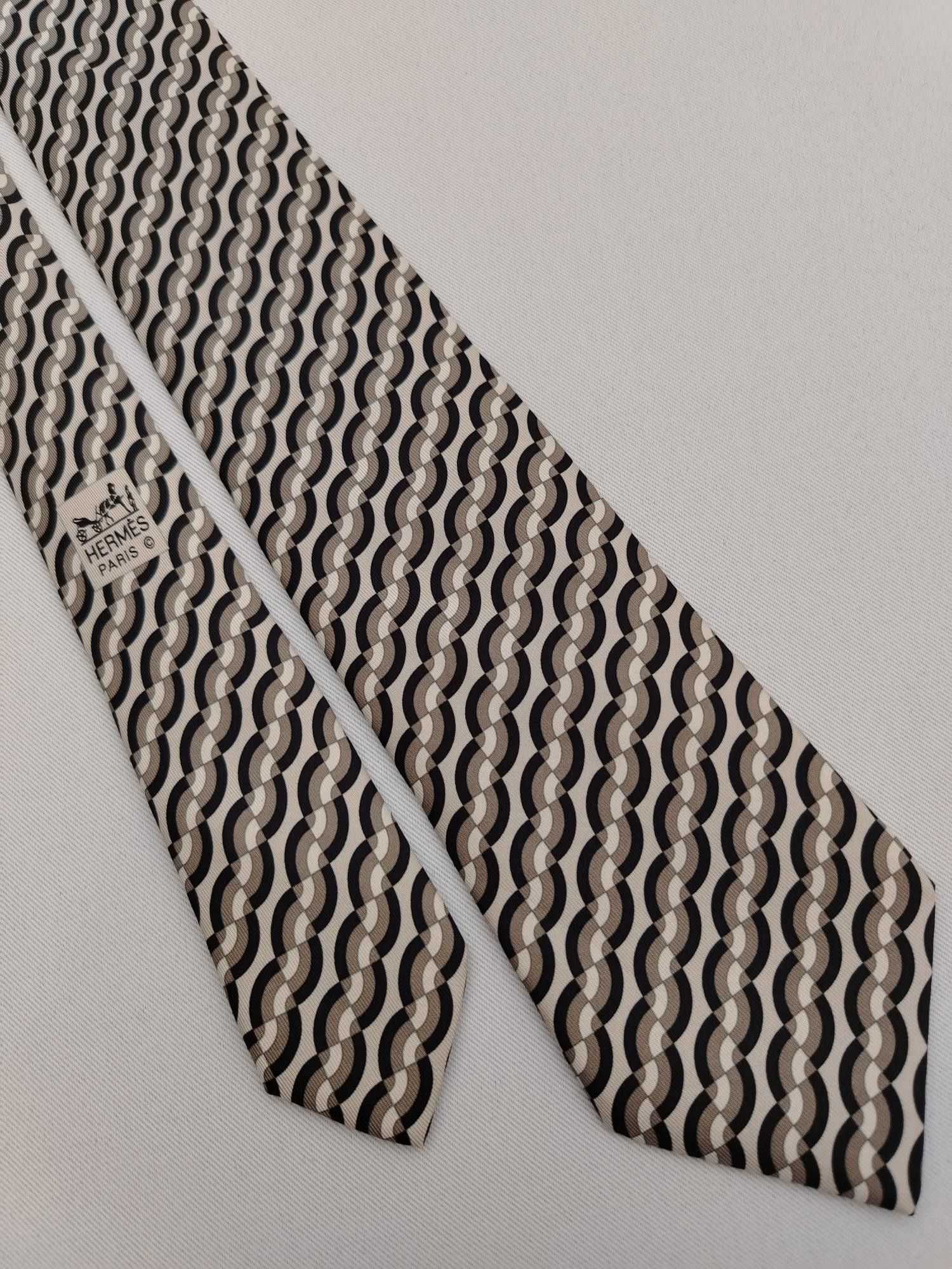 Hermes Hermes Paris 5374 OA Silk Necktie Geometric Pattern Men Tie Size ONE SIZE - 4 Thumbnail
