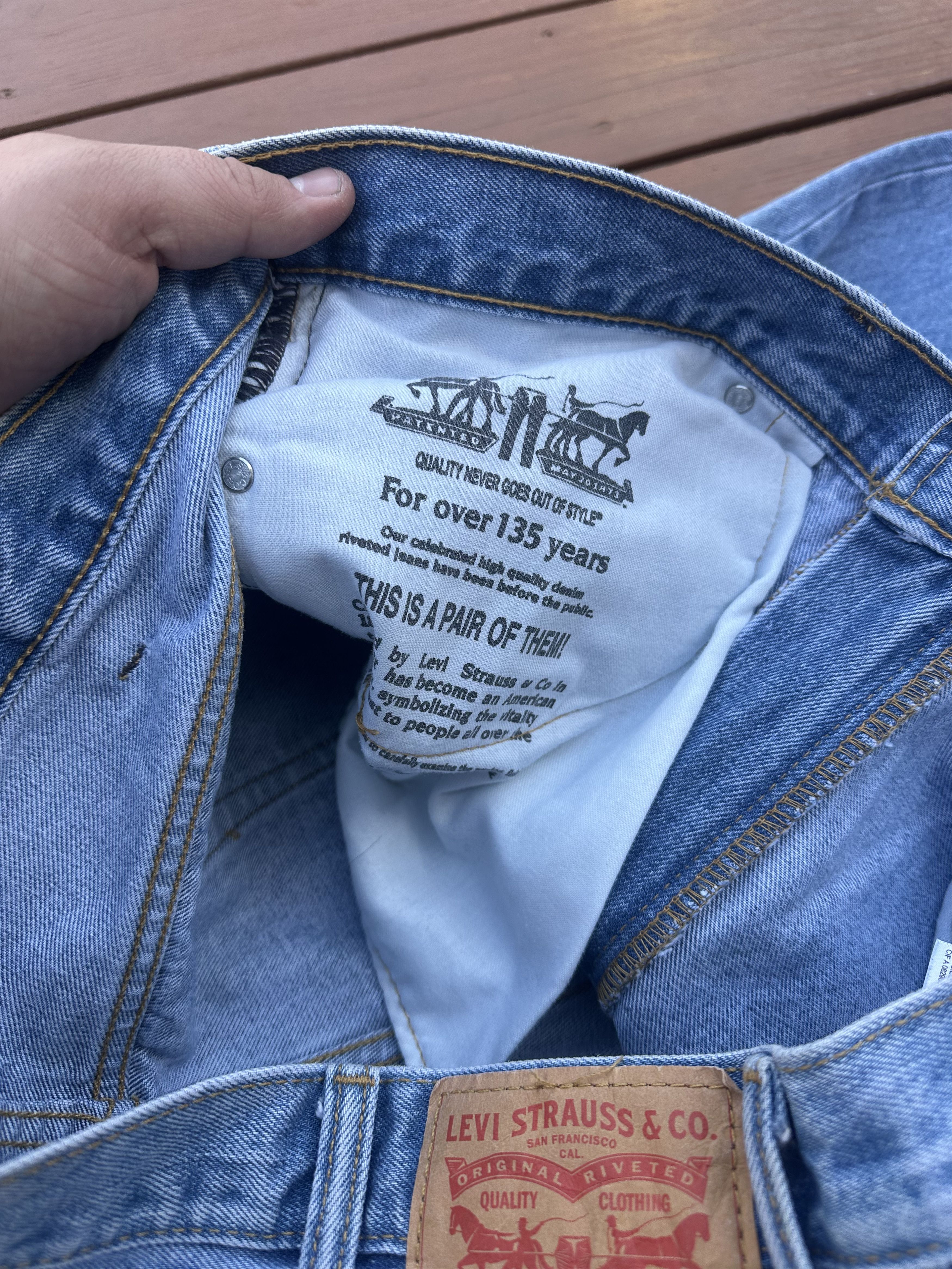 Levi's × Vintage Men’s Vintage Blue Jeans Levi’s 550 Size:38/32 Size US 38 / EU 54 - 11 Thumbnail
