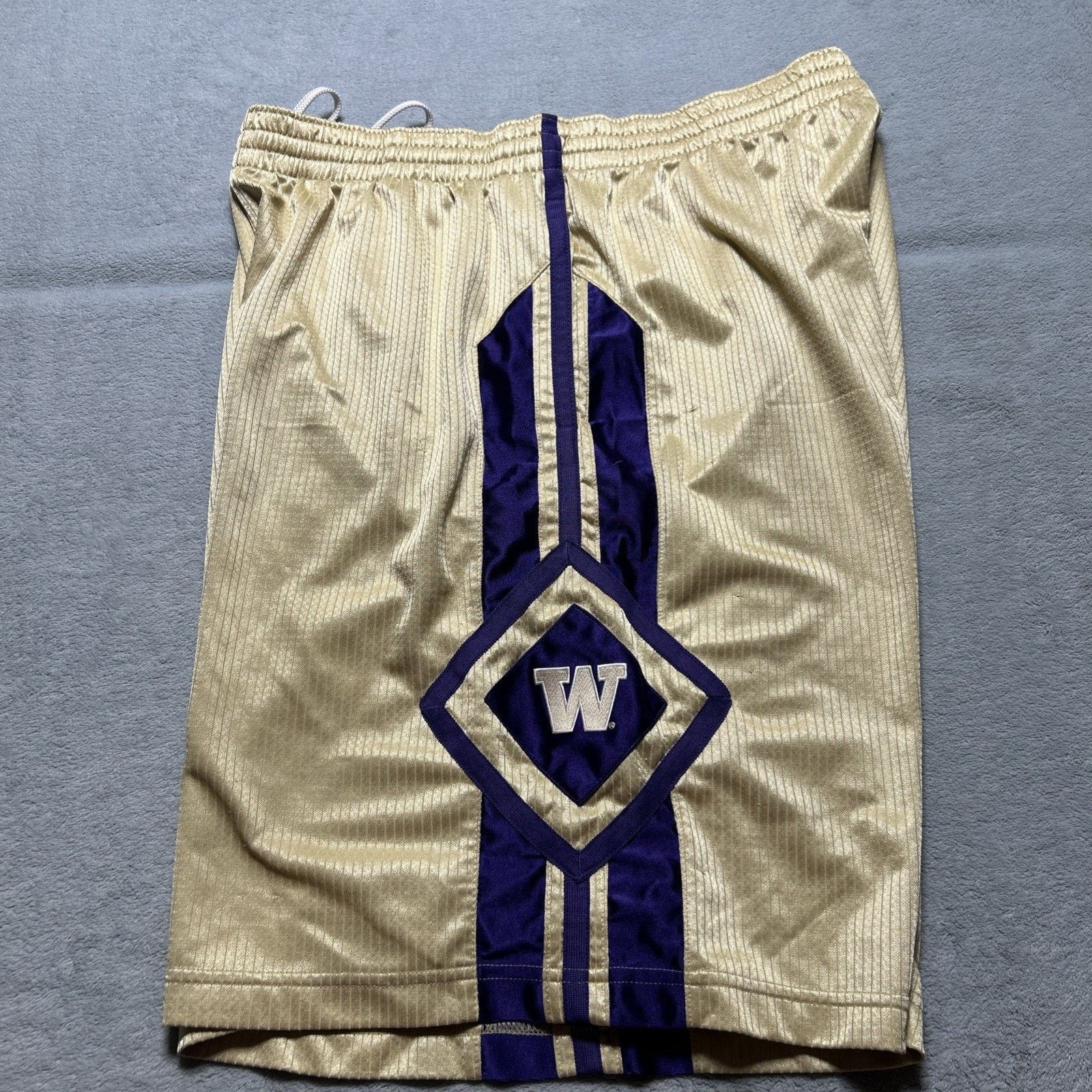 Nike Nike Gold Shinny Dazzle Mesh Shorts Mens XL 34x9 Baggy Retro Size US 34 / EU 50 - 15 Thumbnail