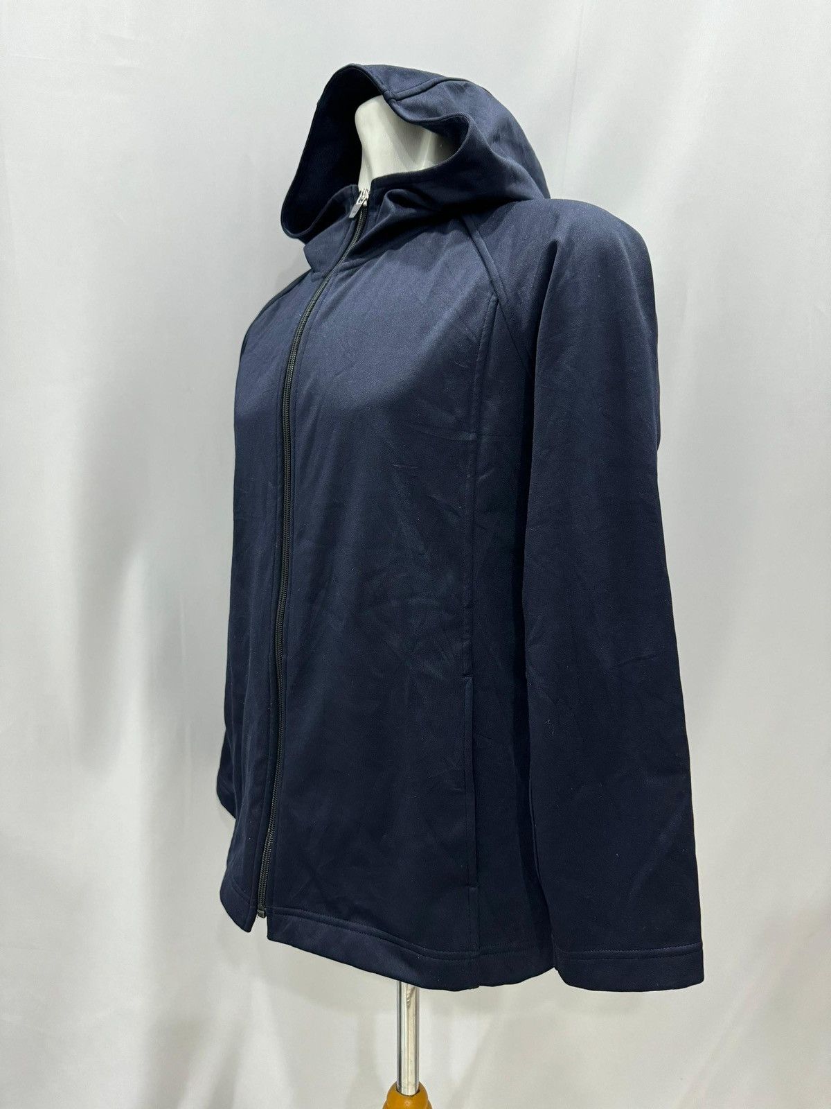 Uniqlo Uniqlo Hoodies Size US XL / EU 56 / 4 - 5 Thumbnail