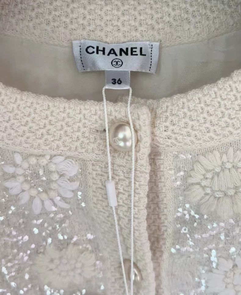 Chanel Chanel Embroidered logo sequin three-dimensional flower ca Size XS / US 0-2 / IT 36-38 - 5 Thumbnail