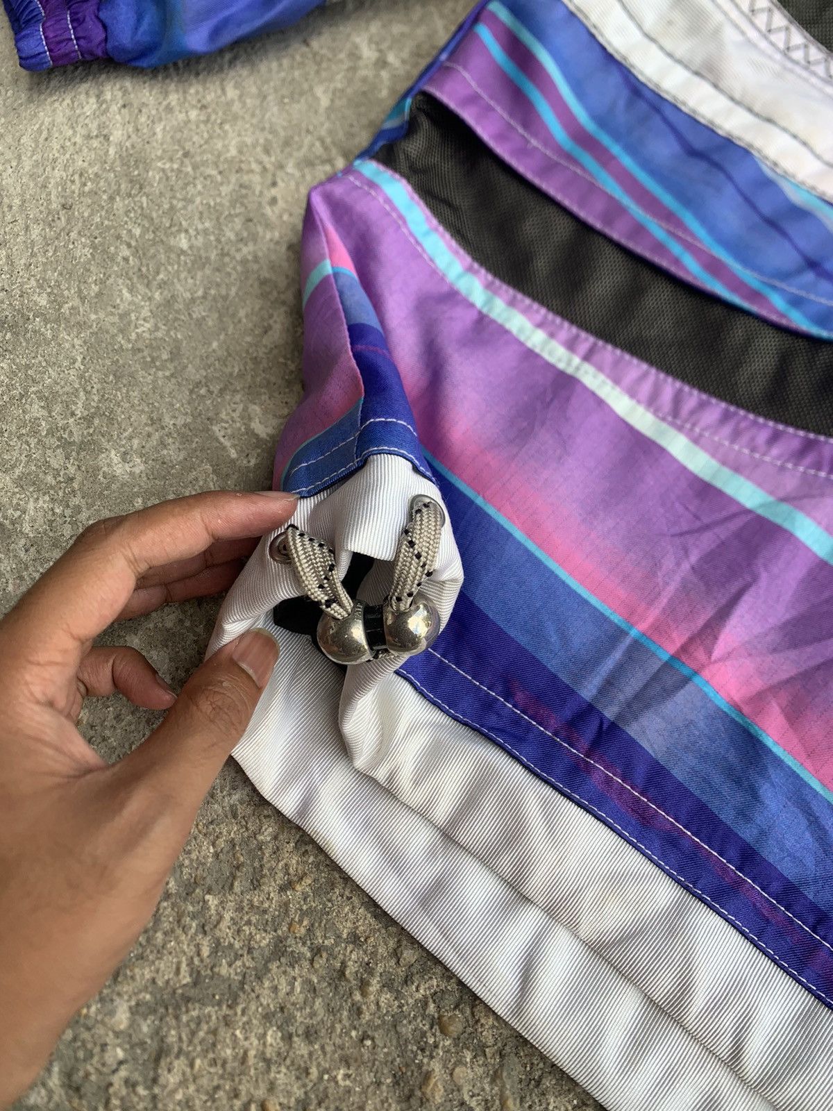 Salomon × Vintage Very Rare Salomon Ski Jacket with Hoodie Production Size US L / EU 52-54 / 3 - 16 Thumbnail