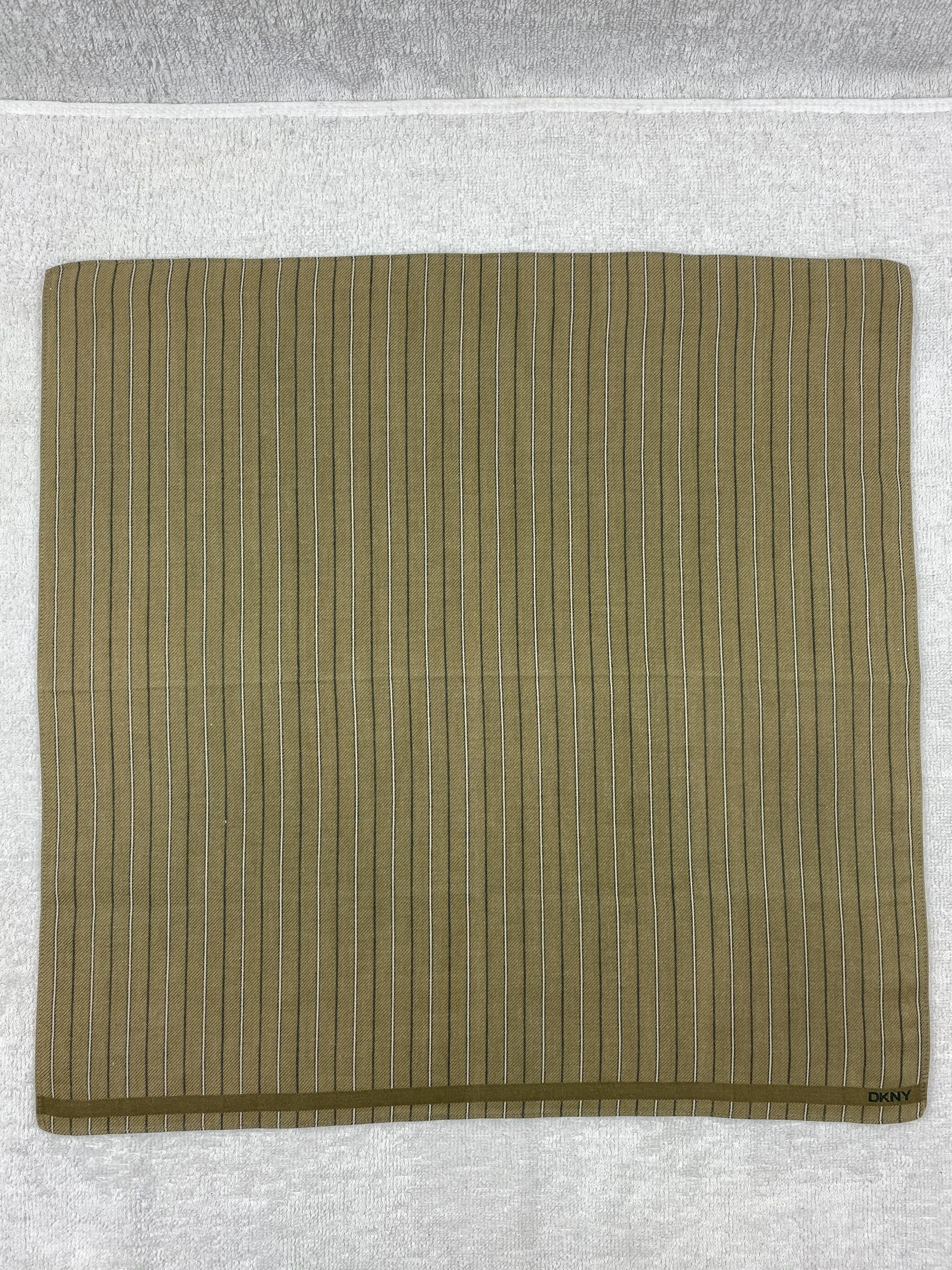 DKNY DKNY Handkerchief / Bandana / Neckerchief Size ONE SIZE - 3 Thumbnail
