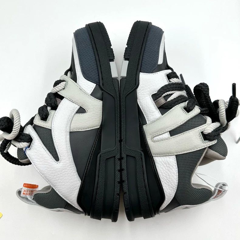 Louis Vuitton Louis Vuitton Skate black and white grey bread sneakers Size US 6 / IT 36 - 8 Thumbnail