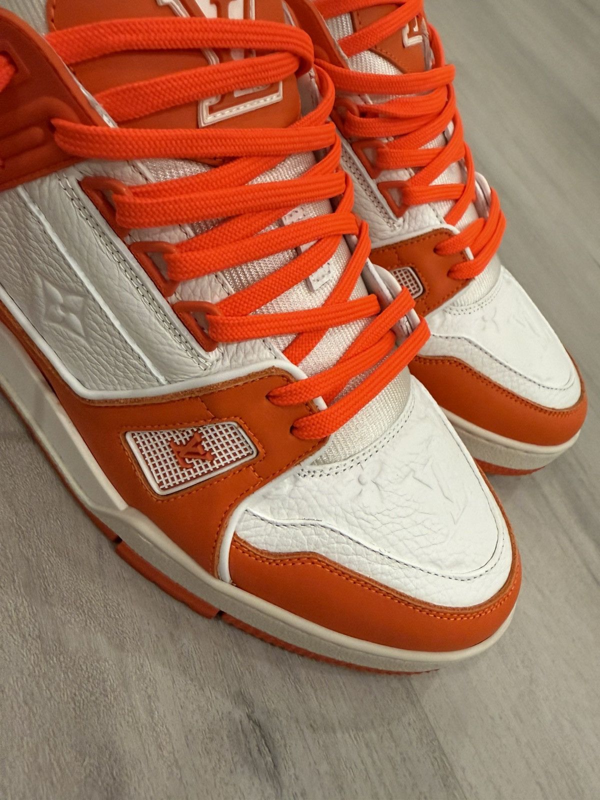 Louis Vuitton Louis Vuitton Trainer Size LV8.5 Size US 9.5 / EU 42-43 - 3 Thumbnail