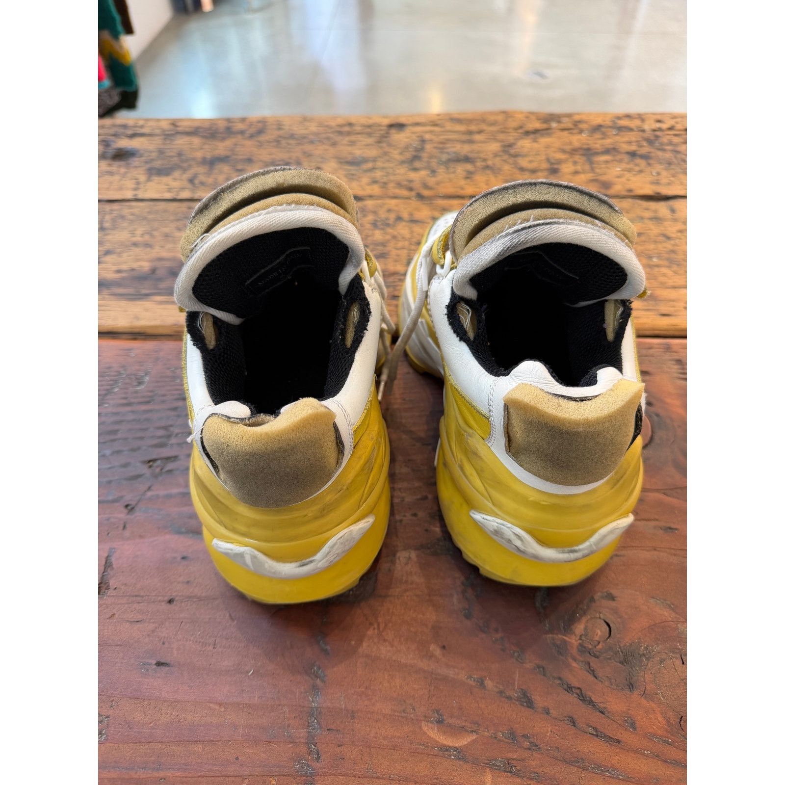Maison Margiela Maison Margiela Low Top Retro Fit Distressed Sneakers Size US 7 / IT 37 - 4 Thumbnail