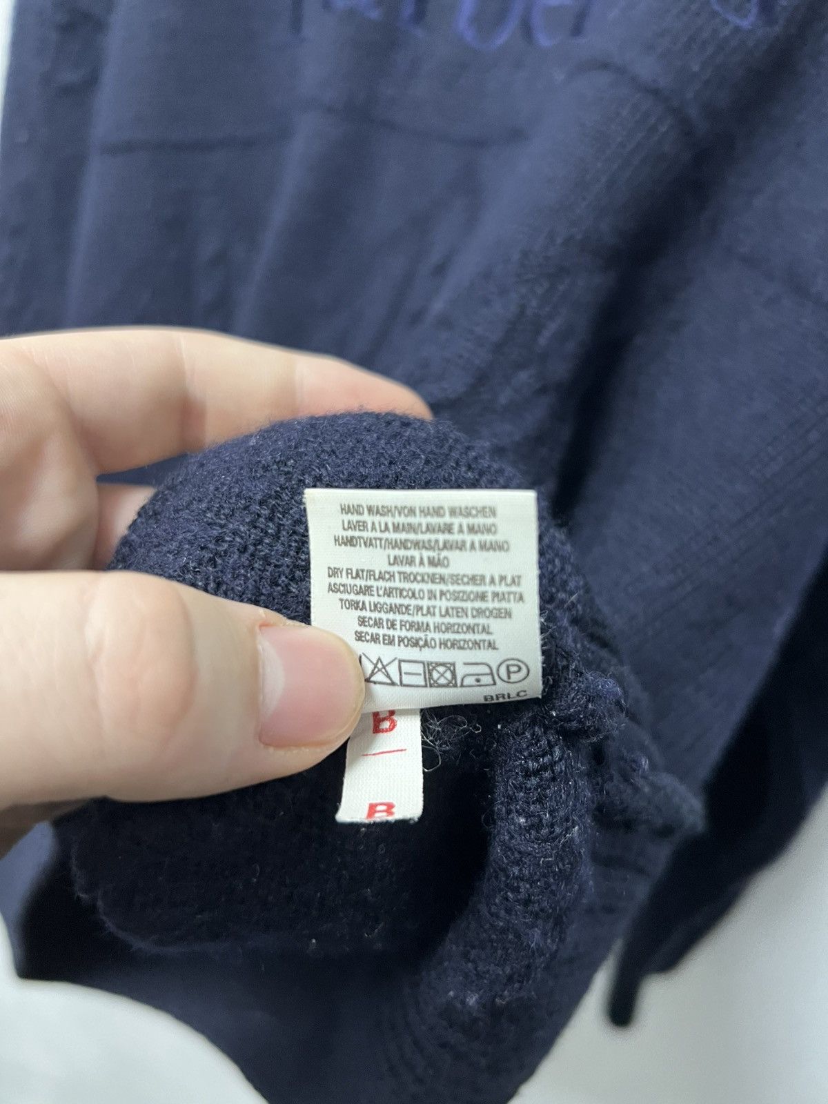 Burberry Vintage BURBERRYS Logo Wool Sweater Sweatshirt Big Logo Size US XL / EU 56 / 4 - 7 Thumbnail