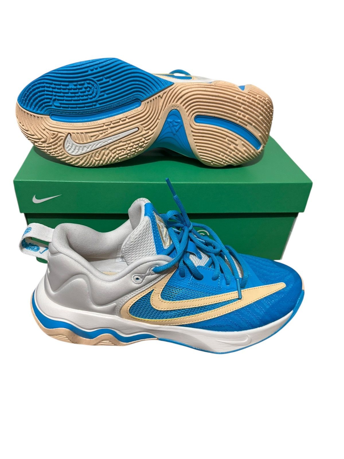 Nike Nike Giannis Size US 9 / EU 42 - 8 Thumbnail