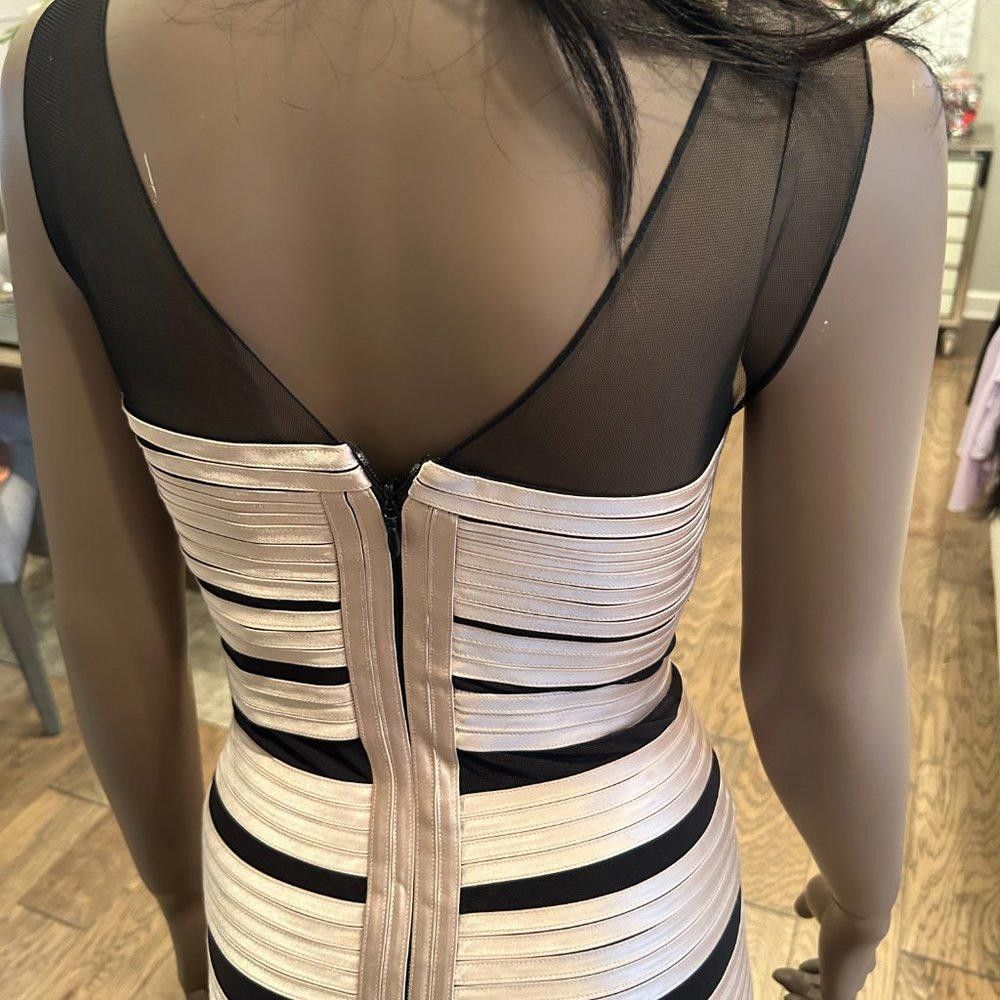 Bcbgmaxazria BCBGMaxAzria Champagne Gold Black Mini Dress Size 0 Size XS / US 0-2 / IT 36-38 - 6 Thumbnail