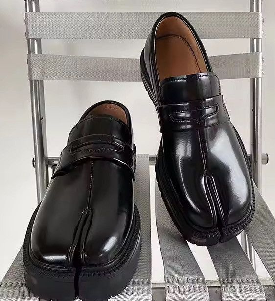 Japanese Brand Streetwear Design Tabi Loafers Size US 6 / EU 39 - 8 Thumbnail