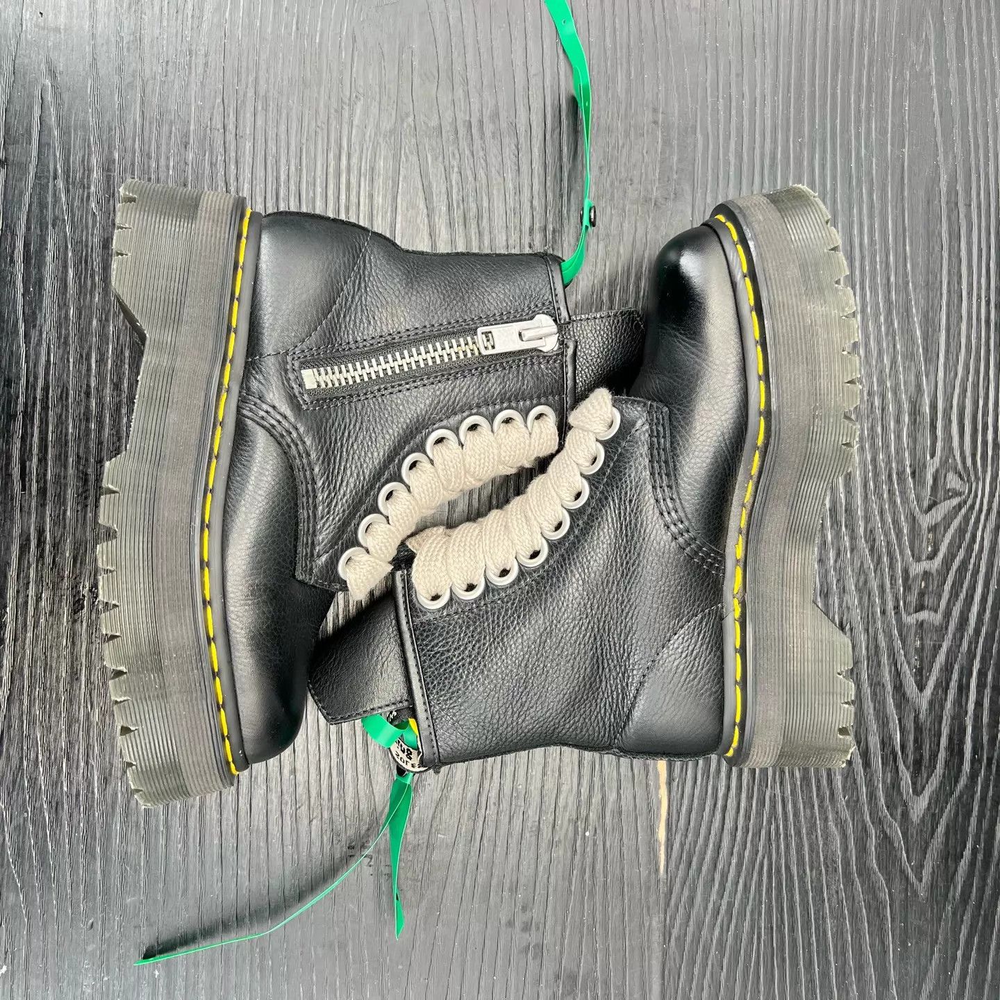 Dr. Martens Dr. Martens 1460 36 Like New With Box Size US 5 / IT 35 - 6 Thumbnail