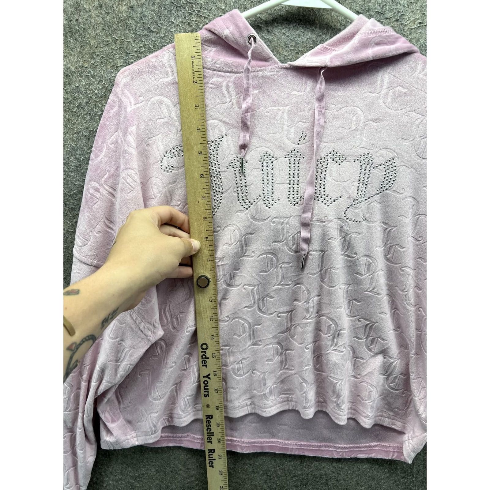 Juicy Couture VINTAGE Juicy Couture Pajama Top Womens Small Pink Velour Rhinestone Hoodie Long Sleeve Size S / US 4 / IT 40 - 6 Thumbnail