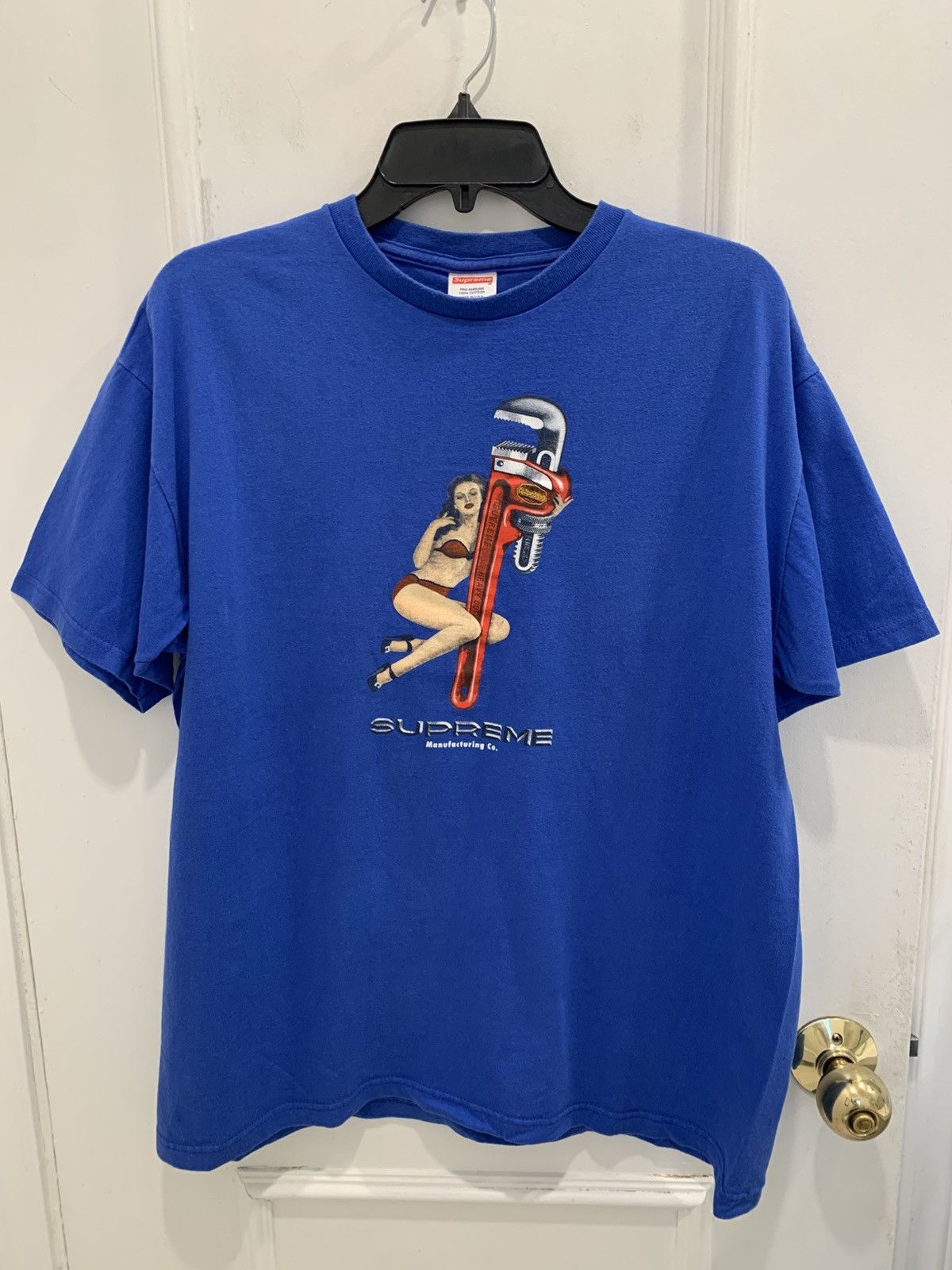 Supreme Supreme Wrench Tee. Size L Size US L / EU 52-54 / 3 - 1 Thumbnail
