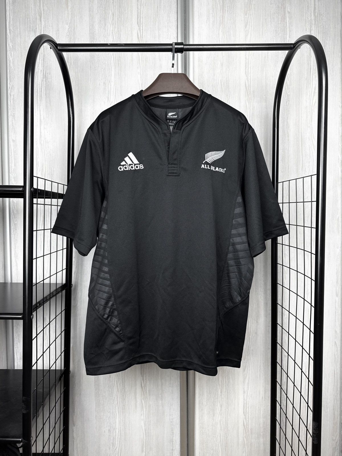 Adidas BNWT! New Zealand All Blacks adidas Rugby Jersey 2006 shirt Size US XL / EU 56 / 4 - 1 Thumbnail
