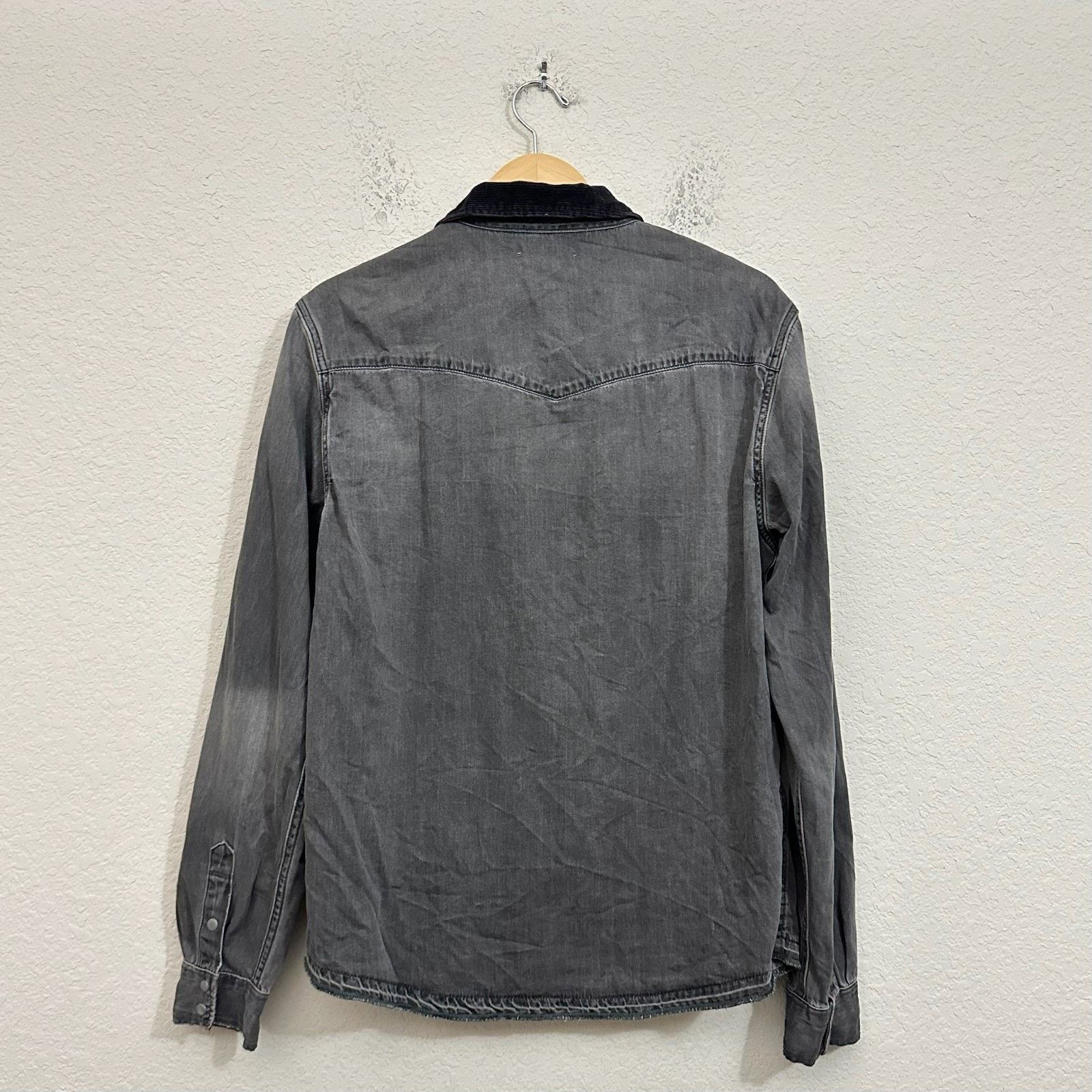 Allsaints ALLSAINTS Genki Shirt Denim Snap Corduroy Collar Western Size US XL / EU 56 / 4 - 2 Thumbnail