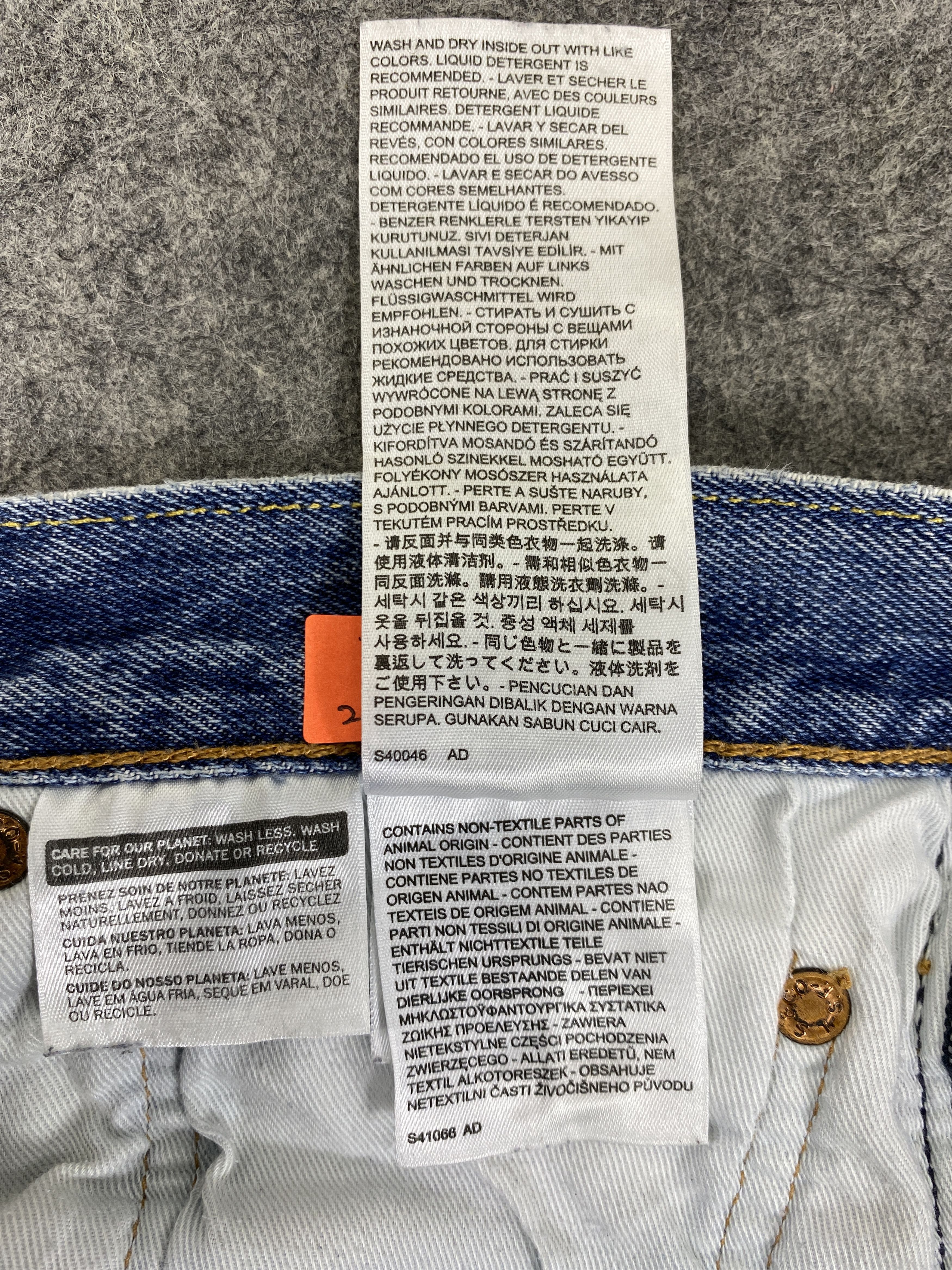 Levi's Dirty Used Blue Vintage Levi's 501 35x30.5 Denim -JN2389 Size US 35 - 11 Thumbnail