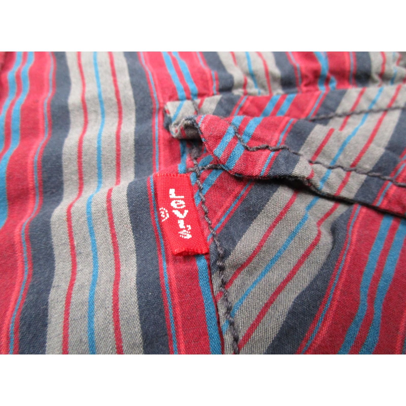 Levi's VINTAGE Levi's Shirt Mens XL Western Pearl Snap Pockets Striped Button-Up Red/Blue/Gray 100% Cotton Cowboy Western Mens Size US XL / EU 56 / 4 - 3 Thumbnail