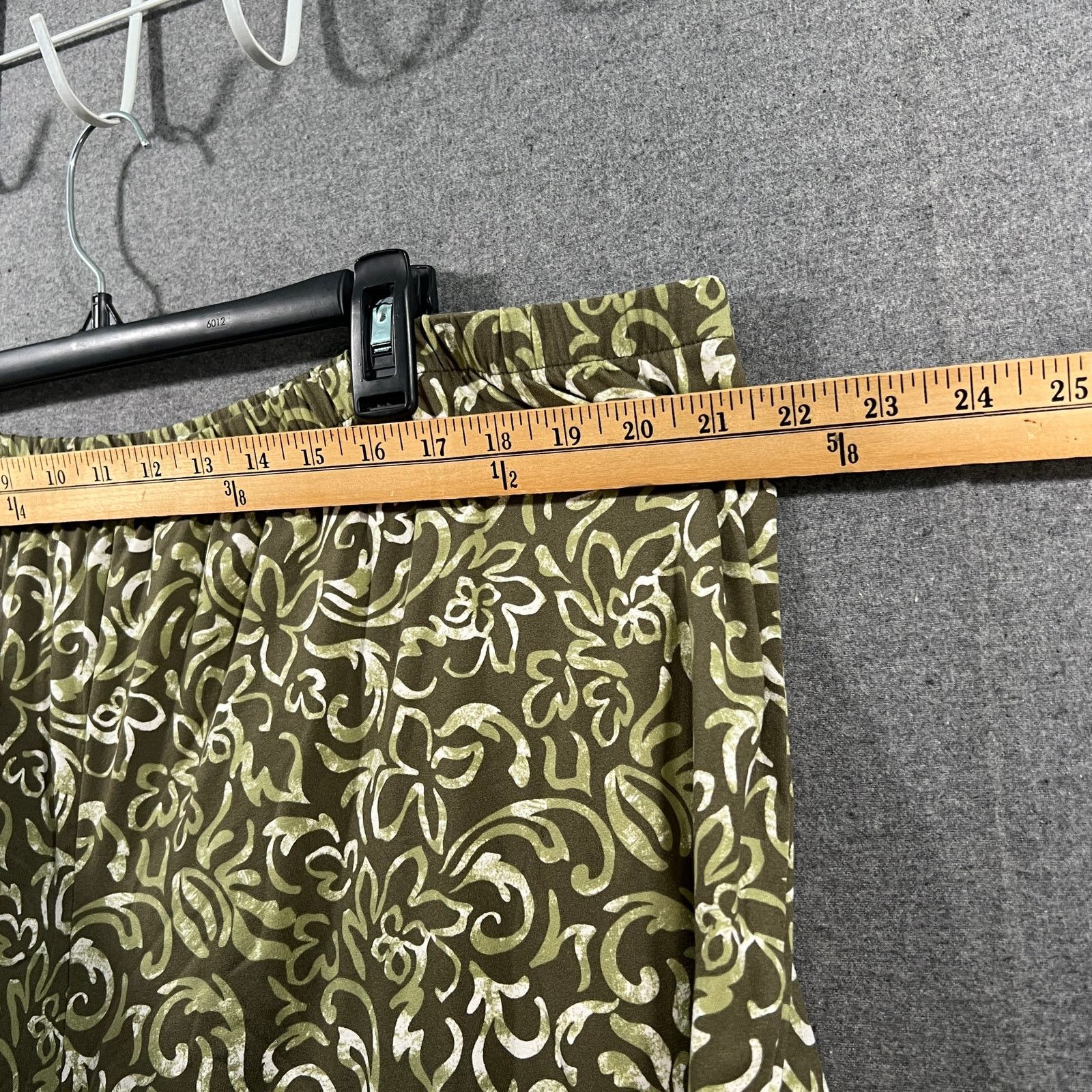 Other Anybody Lush Jersey Puli On Printed Shorts Olive/Hawaiian Size 38" / US 16 / IT 52 - 4 Thumbnail