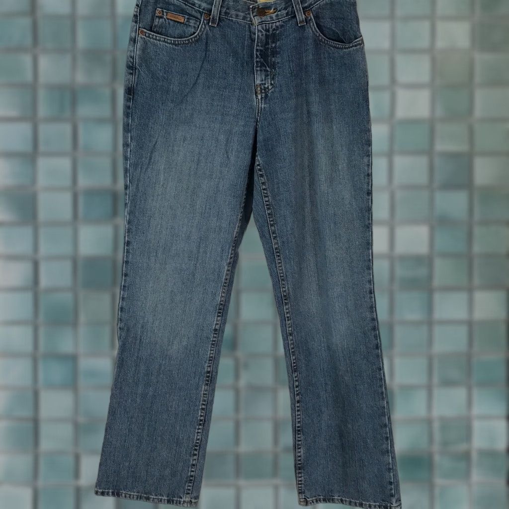 Eddie Bauer Eddie Bauer Jeans - Bootcut - Denim - Size 6 - Mid Rise - 32in Inseam - Blue - 100% Cotton - Regular Fit Women Size 28" / US 6 / IT 42 - 1 Thumbnail
