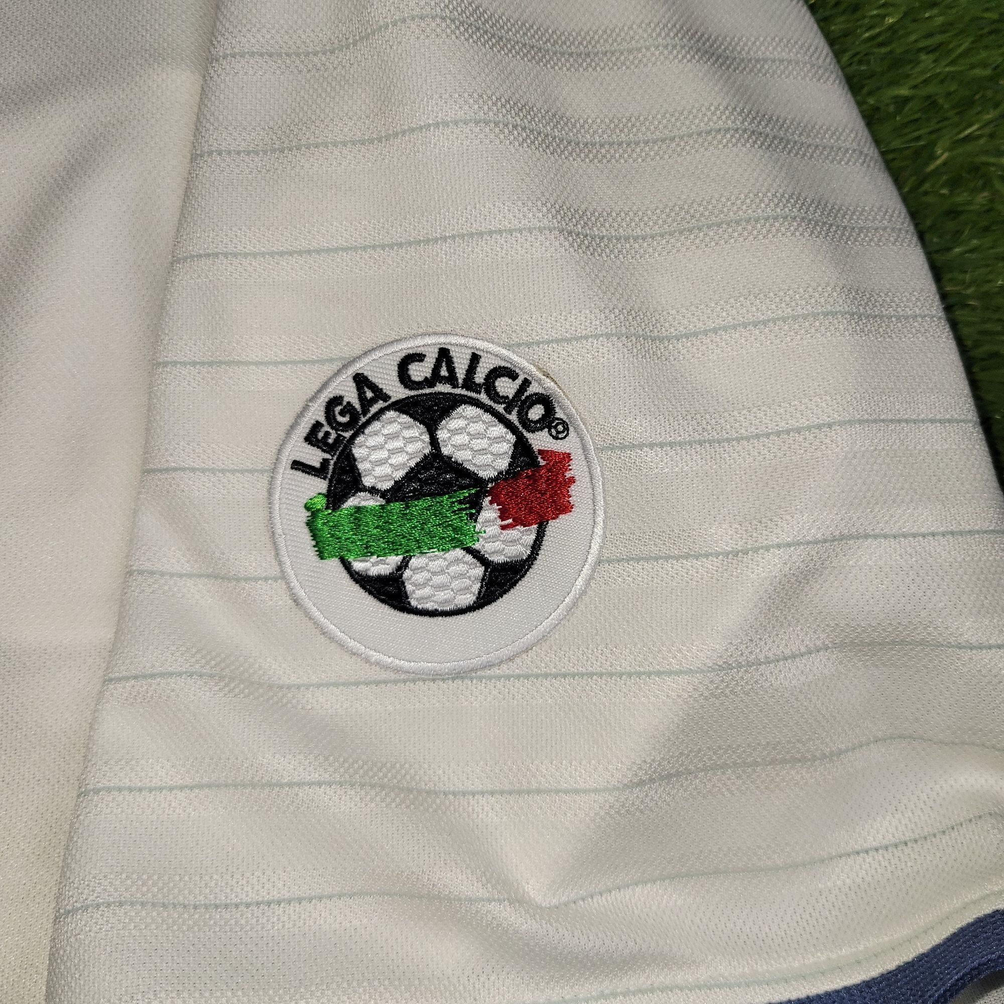 Nike Ronaldo Inter Milan 2000 2001 Away Jersey Shirt L Size US L / EU 52-54 / 3 - 5 Thumbnail