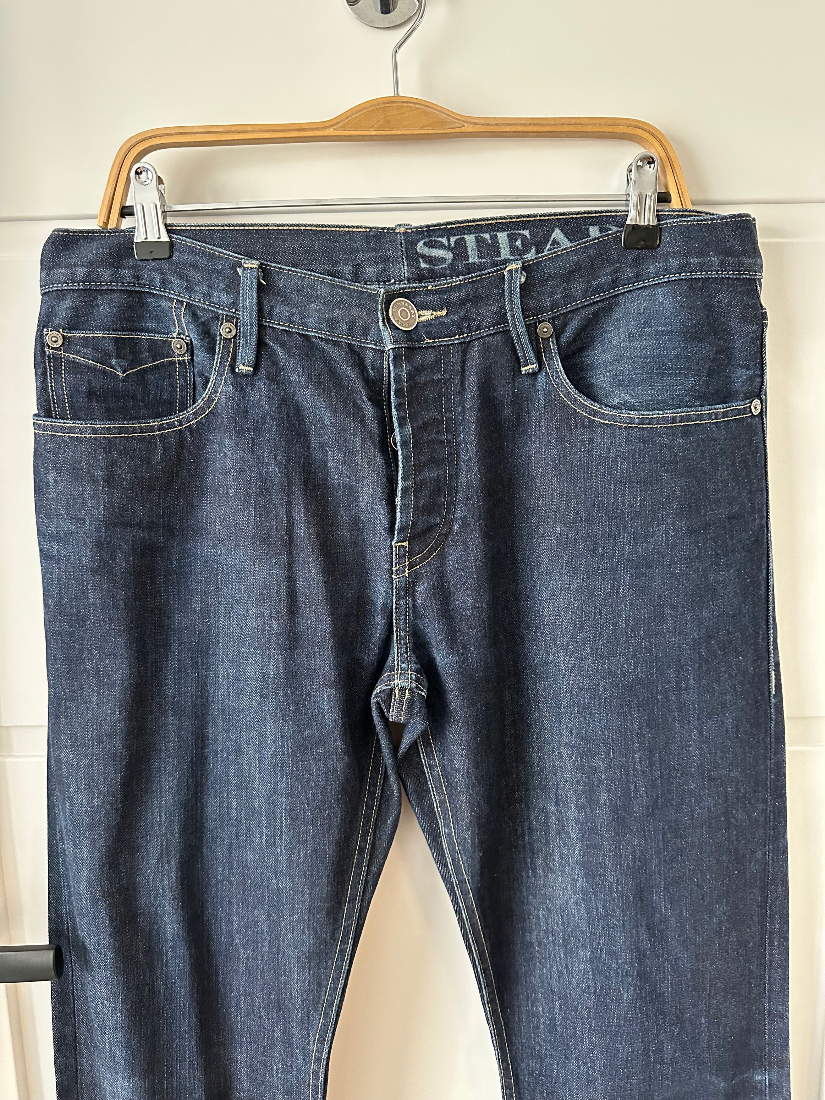 Burberry BURBERRY Brit indigo blue denim pants jeans Size US 34 / EU 50 - 3 Thumbnail