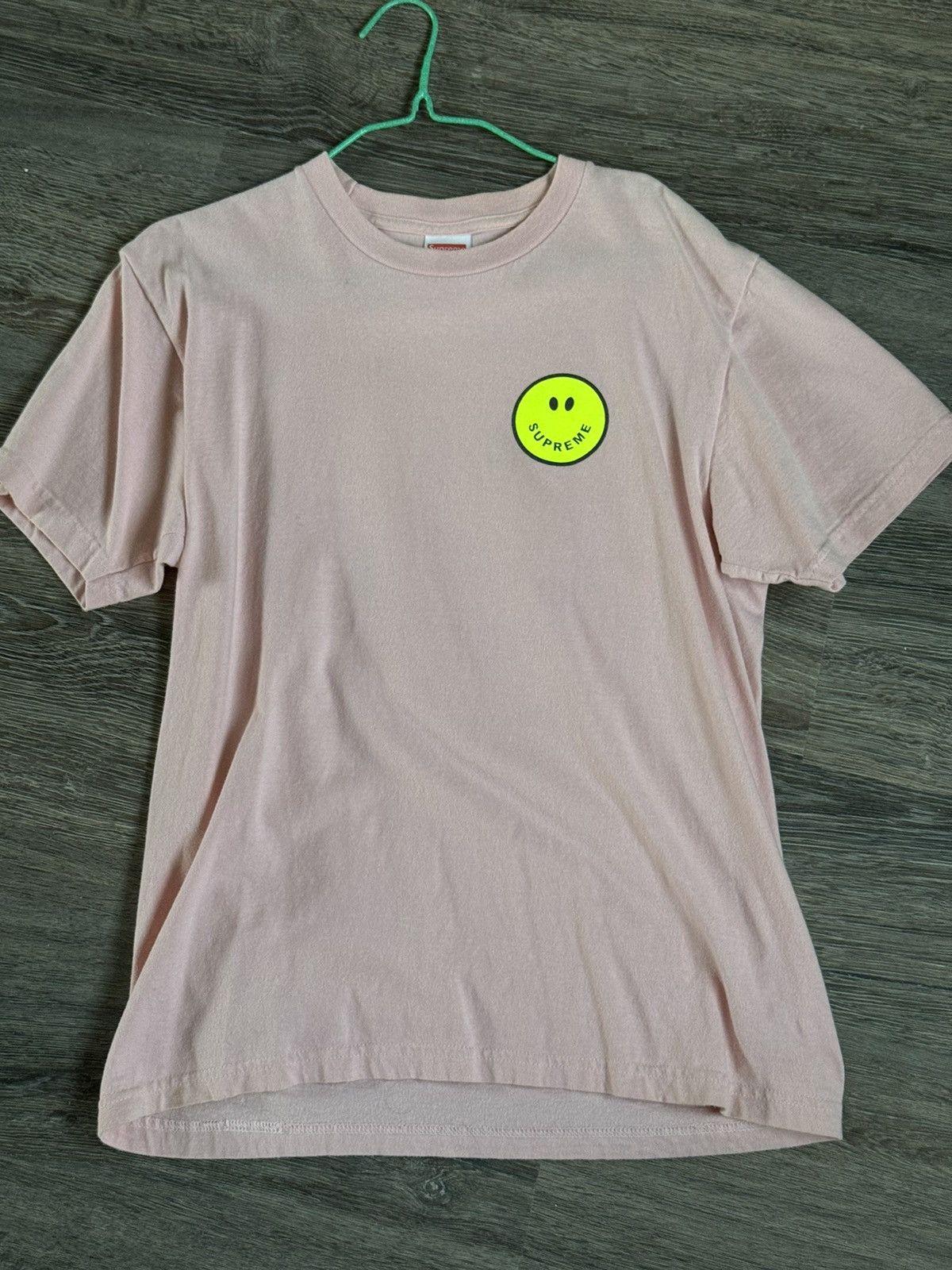 Supreme Supreme whatever happy face tee fw16 Size US M / EU 48-50 / 2 - 1 Thumbnail