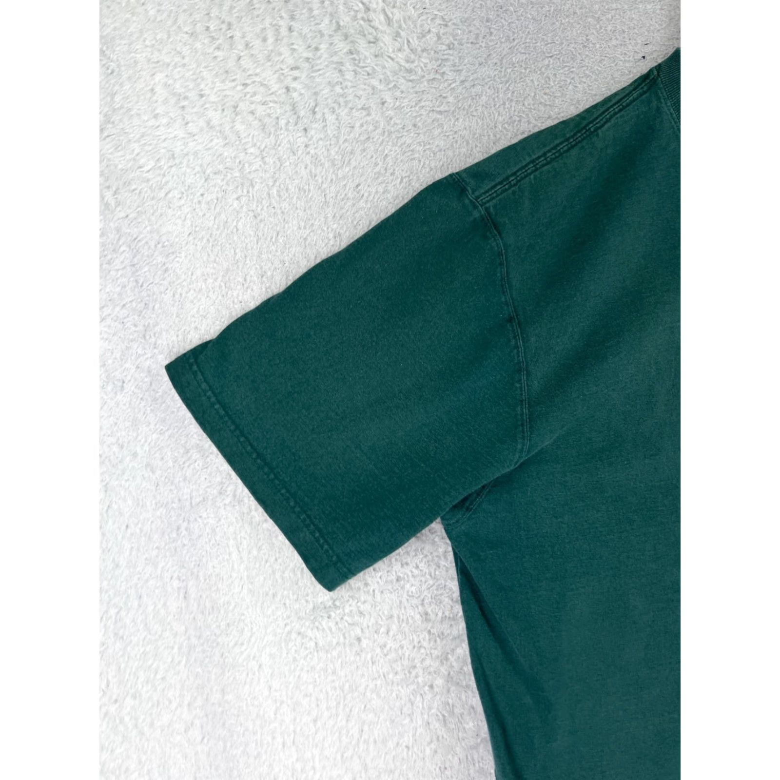 Carhartt Carhartt Mens Shirt XL Green Short Sleeve Crew Neck 100% Cotton Vintage? No. Carhartt Original. Size US XL / EU 56 / 4 - 6 Thumbnail