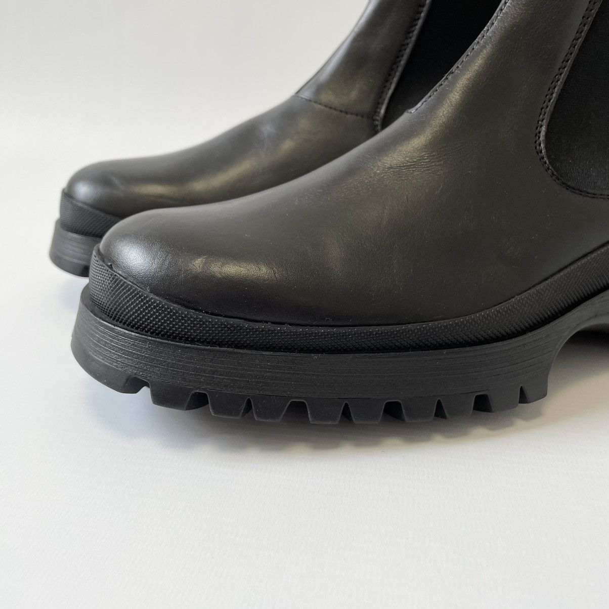 Prada 2000s OG Black Leather ‘Brixxen’ Boots Size US 8 / EU 41 - 9 Thumbnail