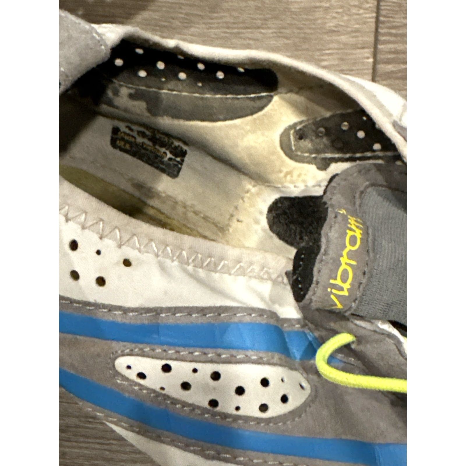 Vibram Vibram FiveFingers V-Run Barefoot Trainers Oyster Blue Beige Mens Trainers 13-14 US 11 UK 47 EU 17M7003 Sneaker Vibram FiveFingers Style Size US 11 / EU 44 - 6 Thumbnail