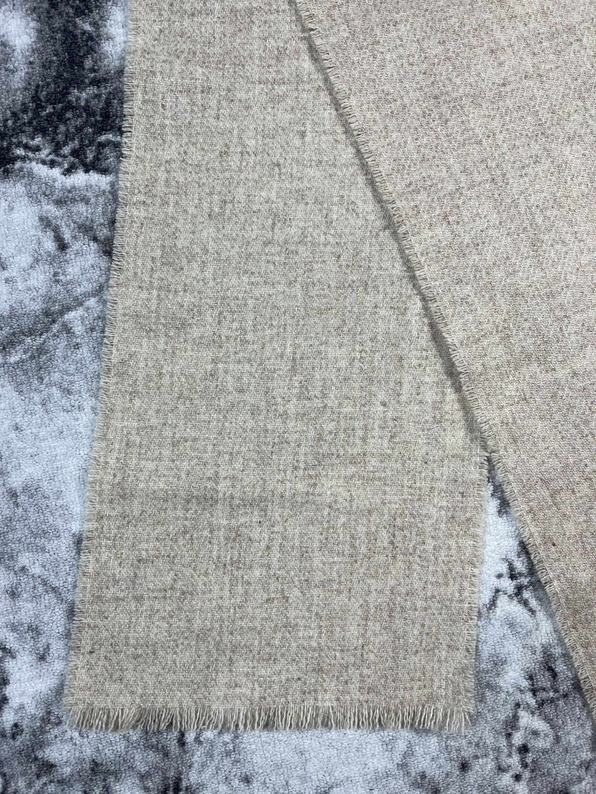 Harris Tweed Harris Tweed Beige Virgin Wool Scarf Made In Scotland Size ONE SIZE - 4 Thumbnail
