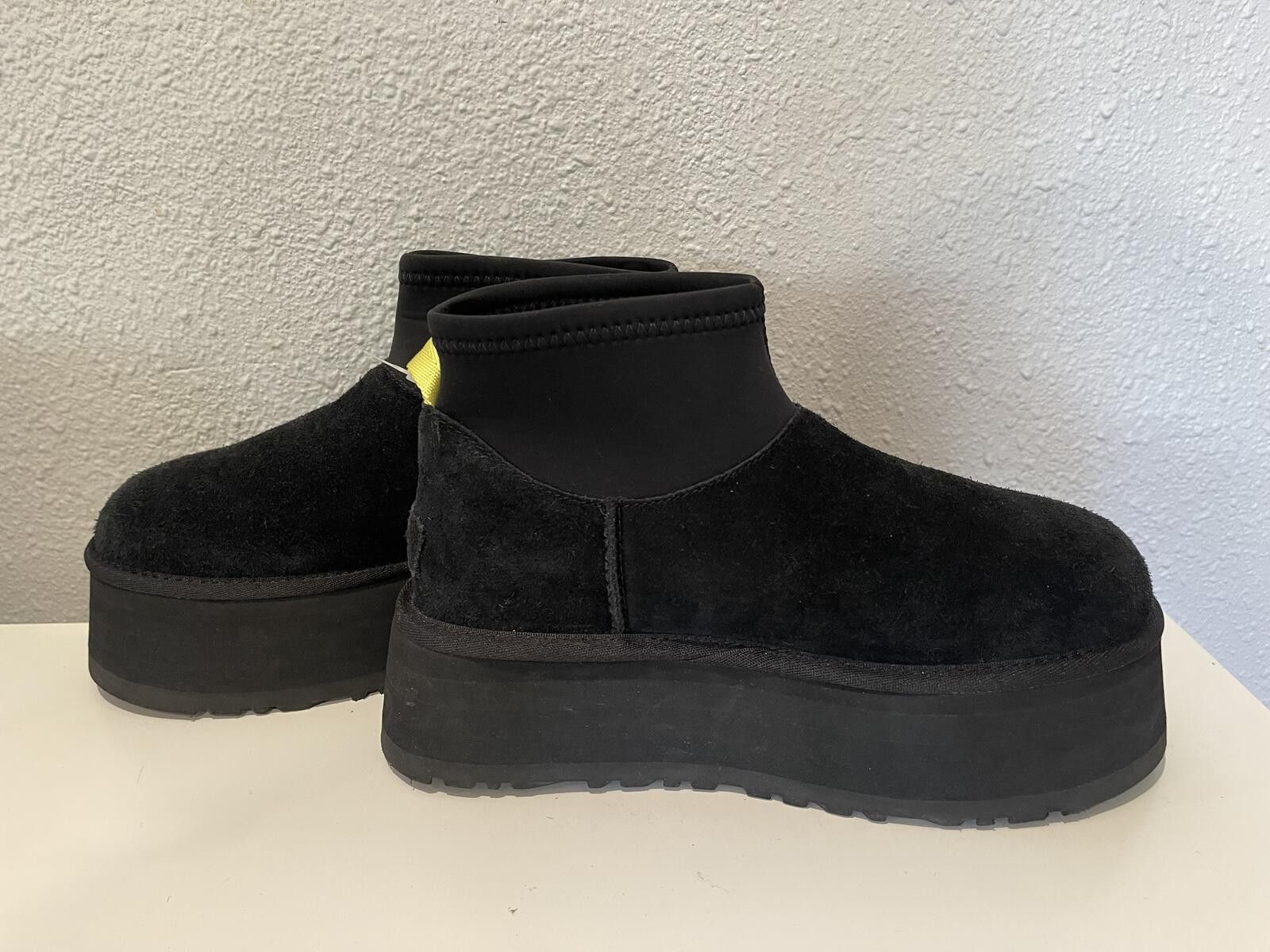 Ugg UGG Classic mini Dipper Platform Black Suede Boots Size US 7 / IT 37 - 1 Thumbnail