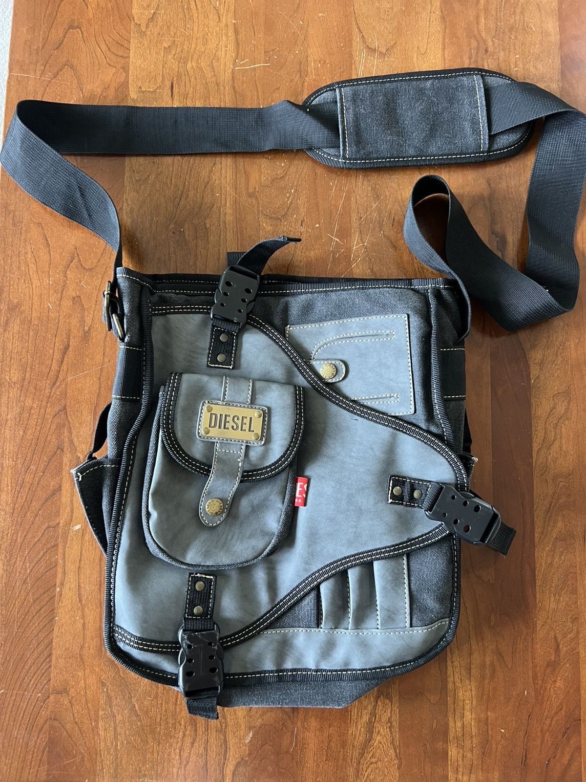 Diesel × Japanese Brand × Streetwear Diesel sling bag Vintage Y2K