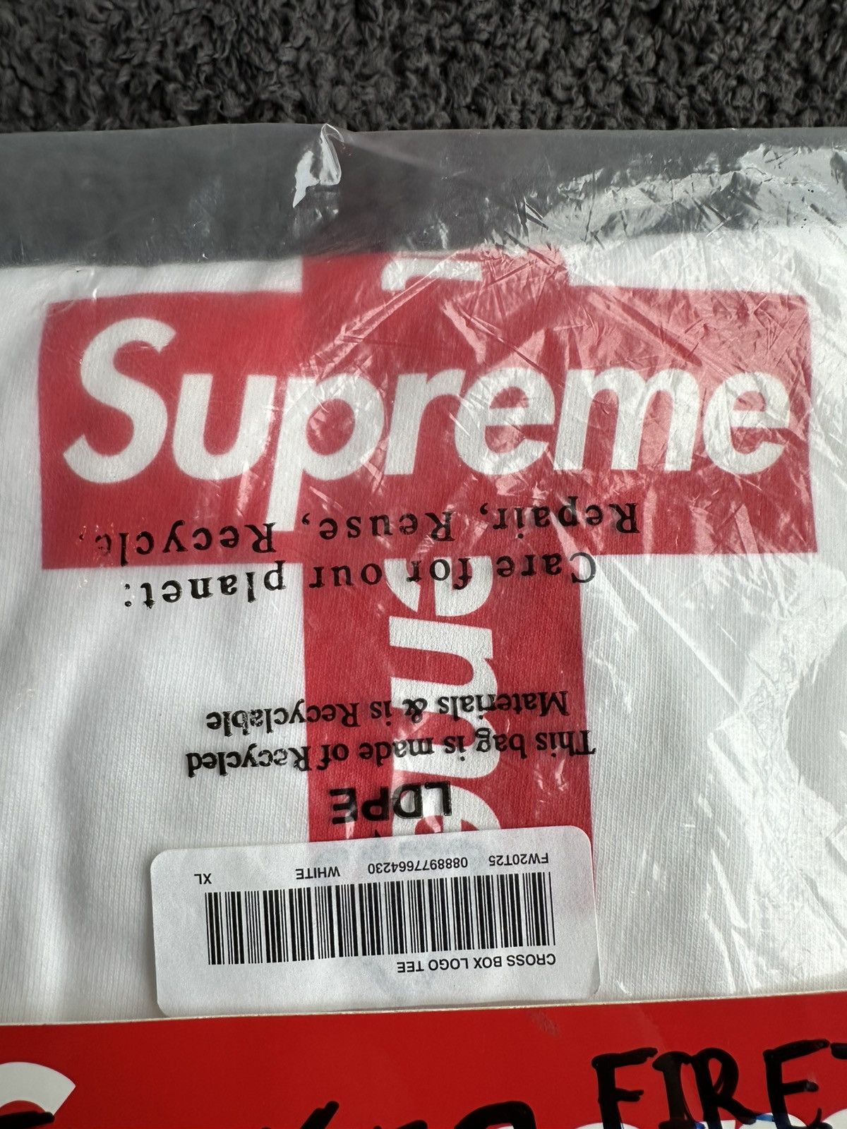 Supreme Supreme Cross Box Logo Tee White XL Size US XL / EU 56 / 4 - 3 Thumbnail