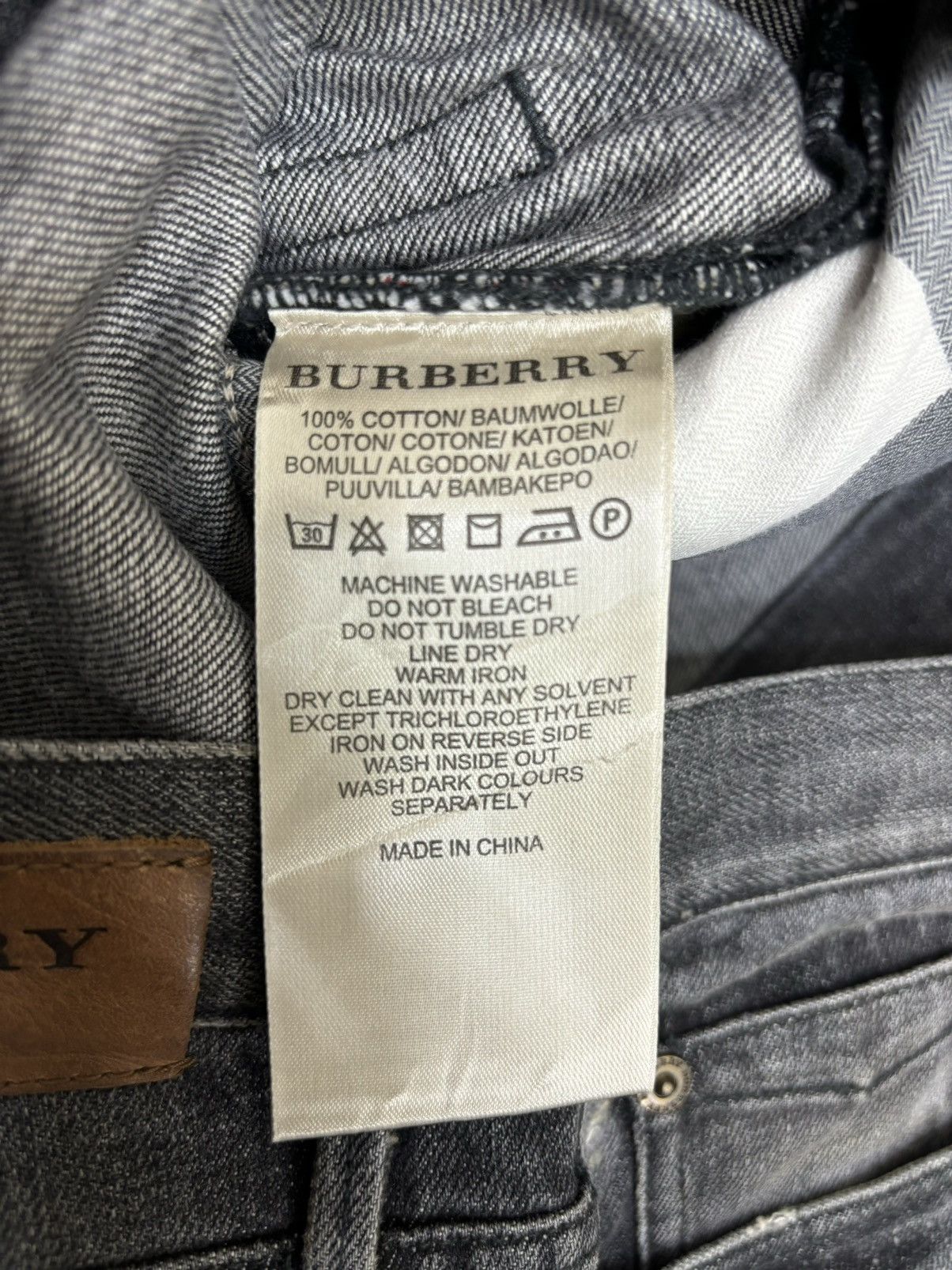 Burberry Statement Denim💥BURBERRY Patchwork Distressed Denim F568 Size US 31 - 21 Thumbnail