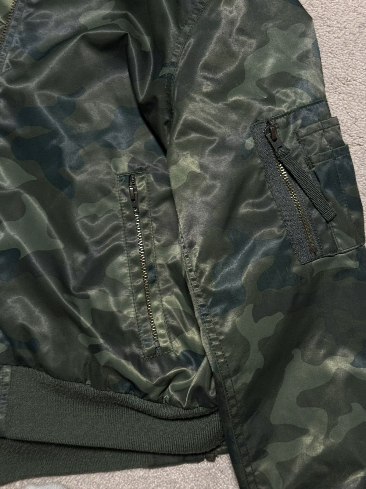 Gap Gap Cropped Bomber Jacket Woodland Camo Size US M / EU 48-50 / 2 - 3 Thumbnail