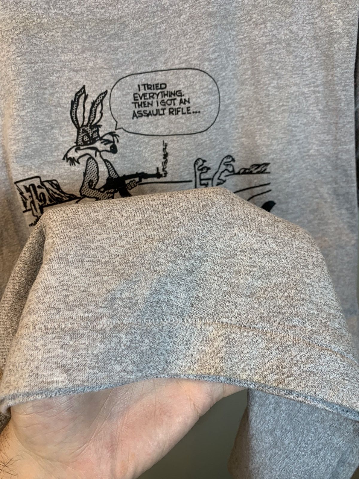 *RARE* Vintage 1980’s Wile E Coyote Assault Rifle Ak47 Shirt