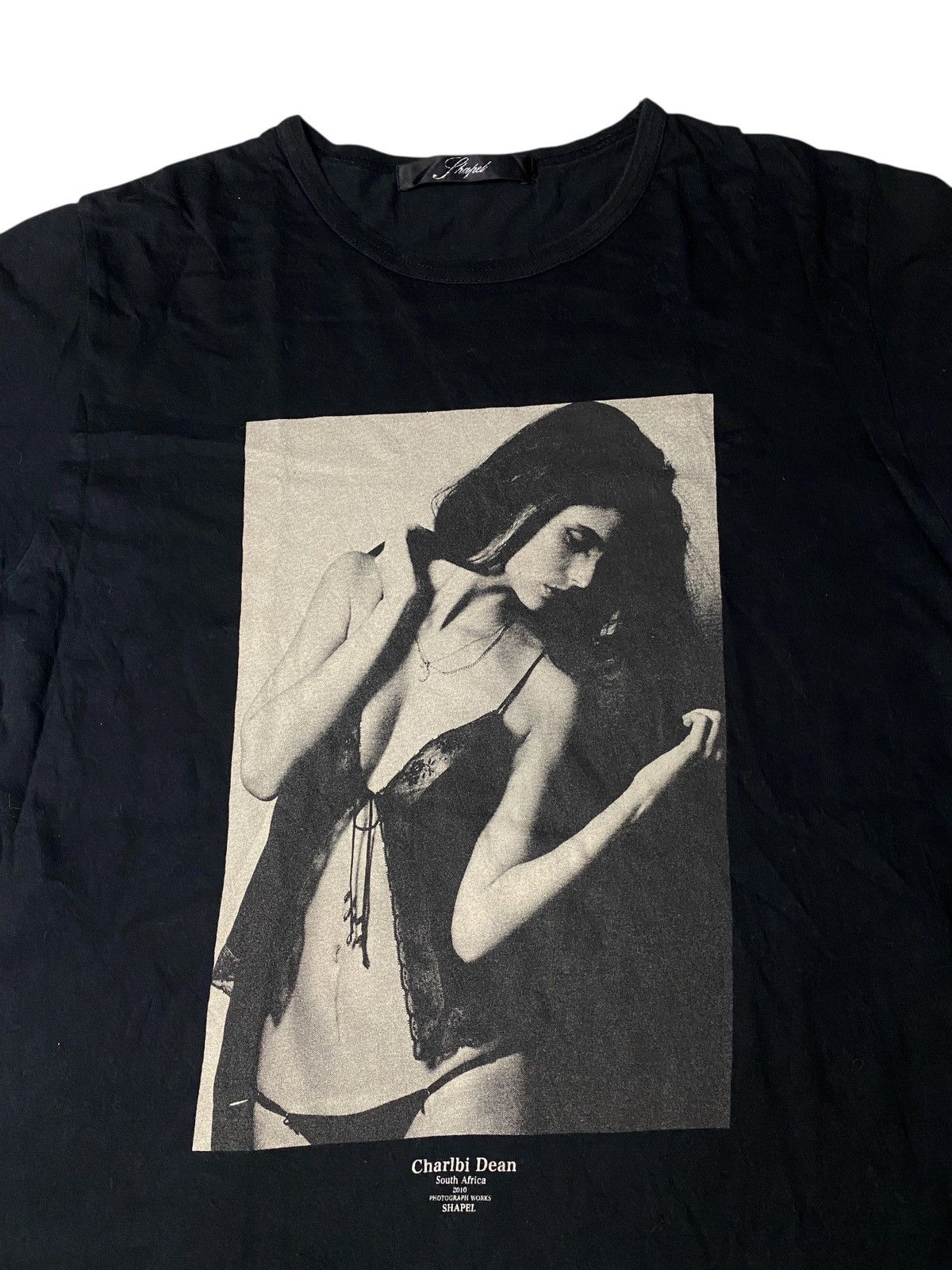 If Six Was Nine 2000's Shapel ' Charlie Dean ' Photograph Tshirt Size US M / EU 48-50 / 2 - 2 Thumbnail