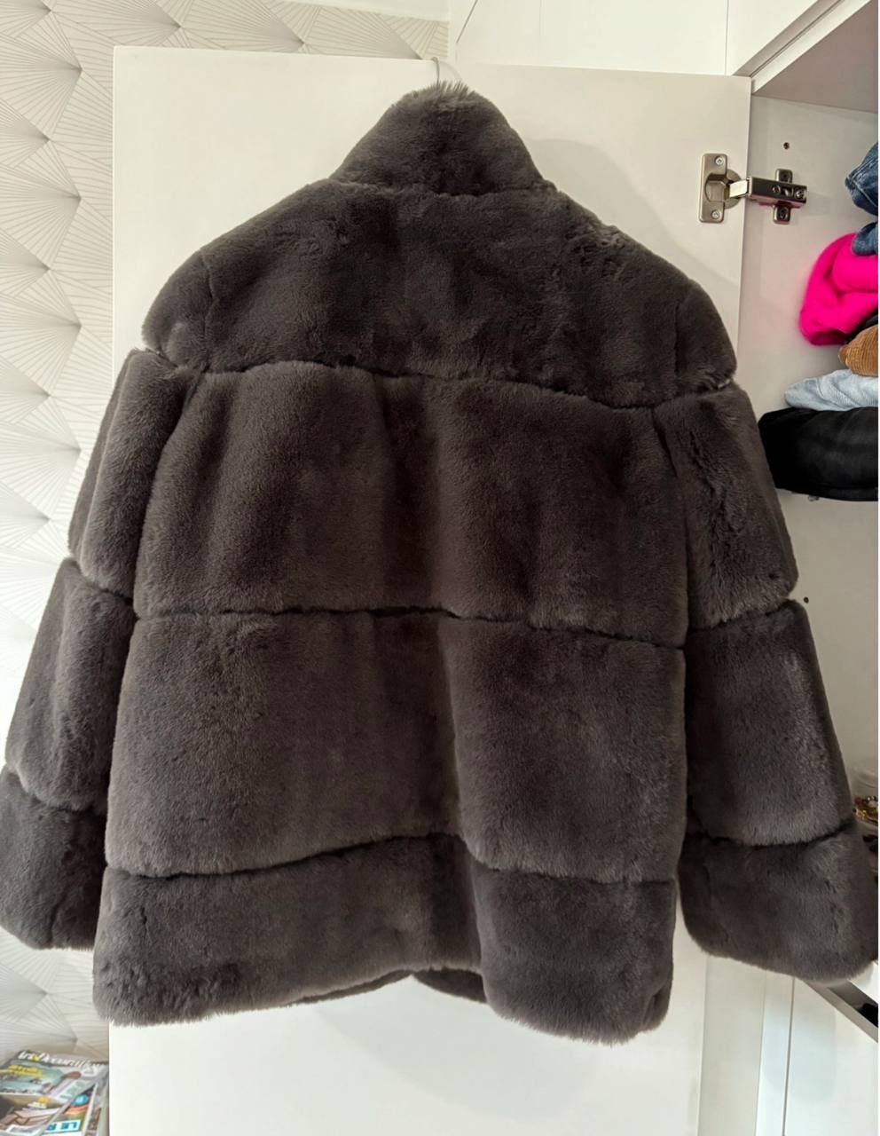 APPARIS Apparis faux fur black Size M / US 6-8 / IT 42-44 - 2 Thumbnail