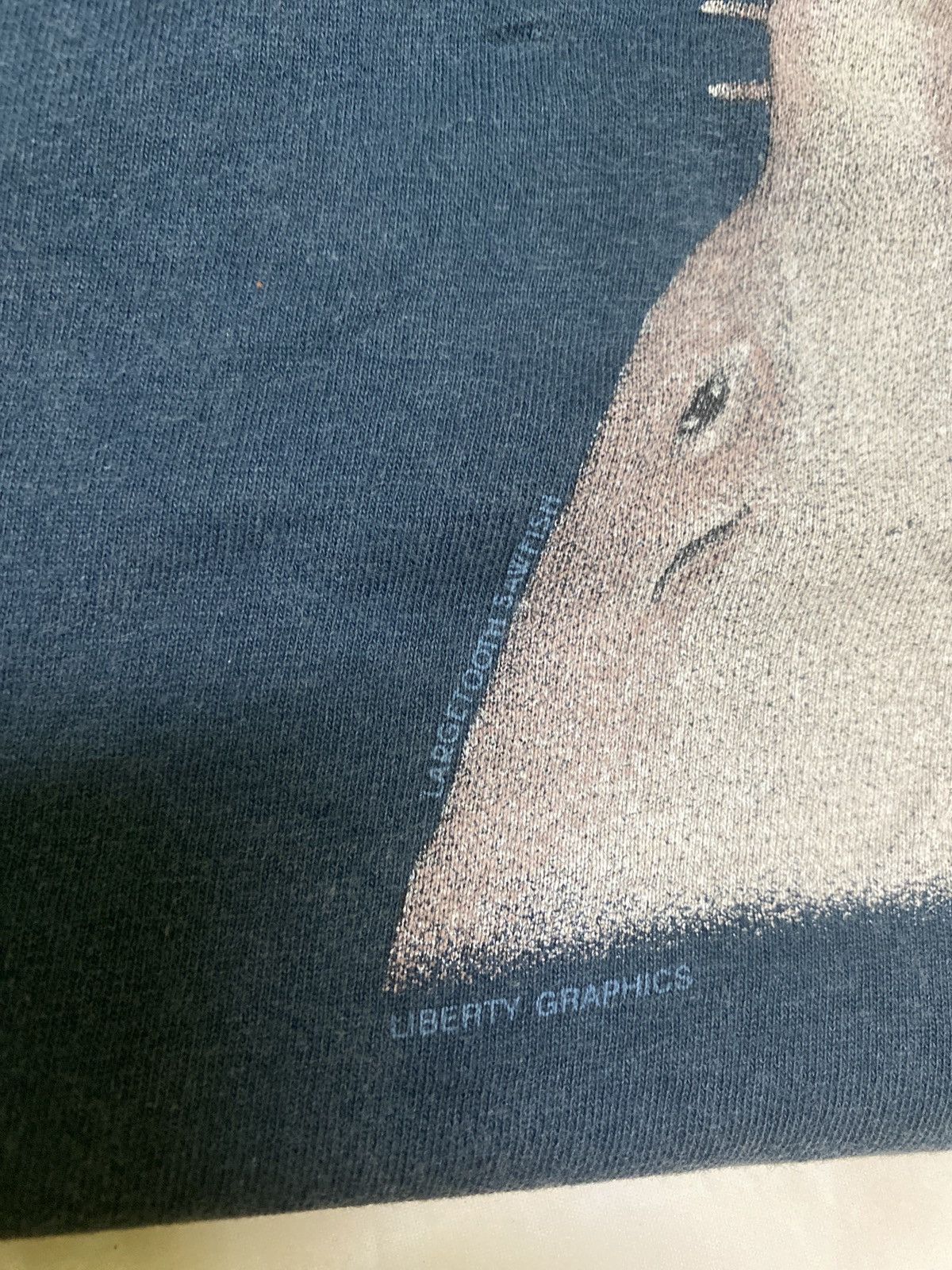 Vintage VINTAGE SHARK & RAY TOOL FADED NAVY SINGLE STITCH TEE Size US M / EU 48-50 / 2 - 12 Thumbnail