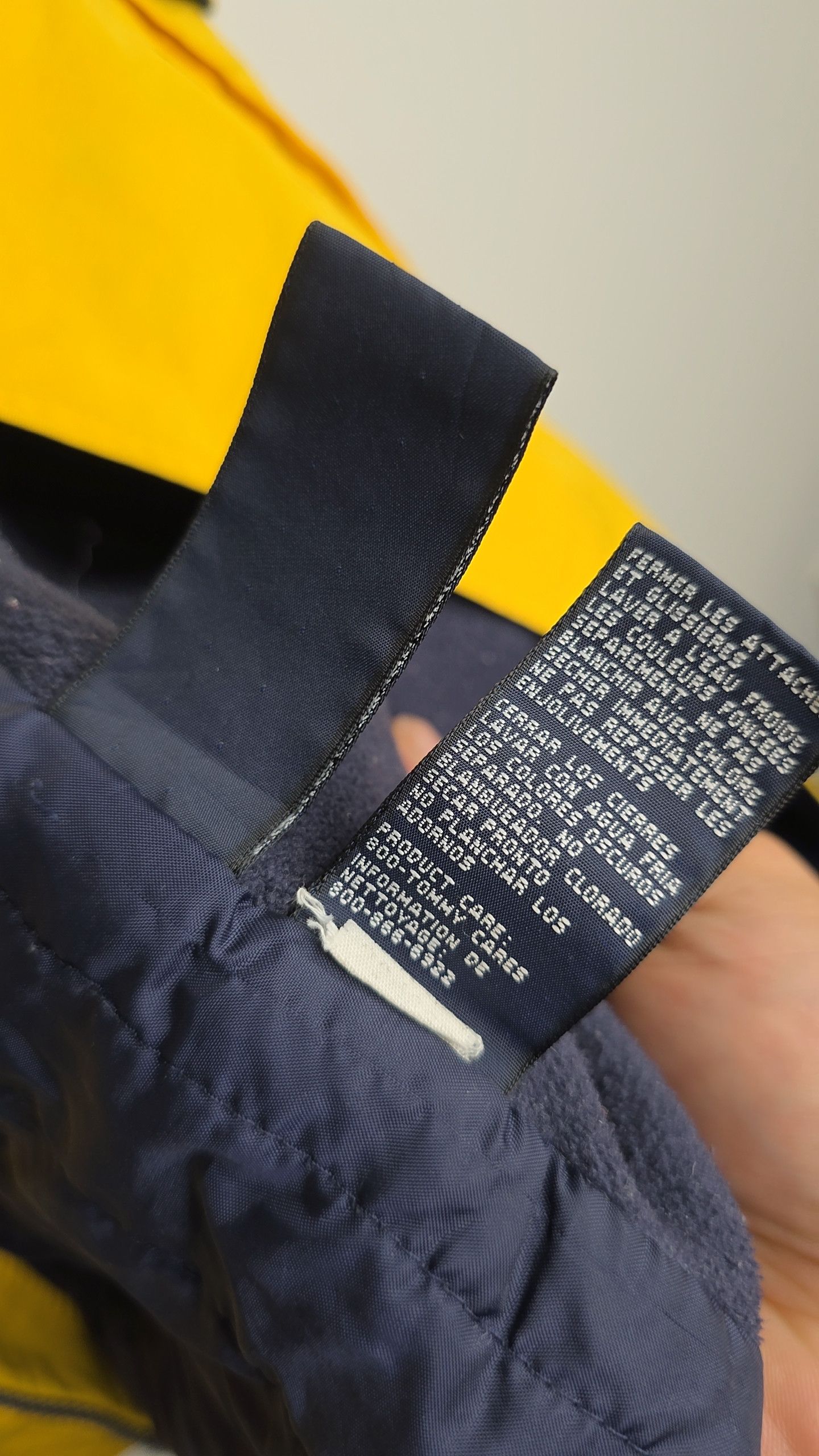 Tommy Hilfiger Vintage Tommy Hilfiger Sailing Jacket Yellow Navy Flag 90s Size US M / EU 48-50 / 2 - 5 Thumbnail