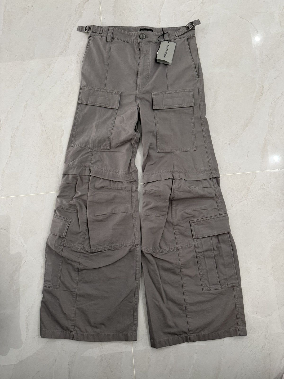 Balenciaga Balenciaga FW23 Grey Colored Flaired Cargo Pants Sz.S Size US 32 / EU 48 - 1 Thumbnail
