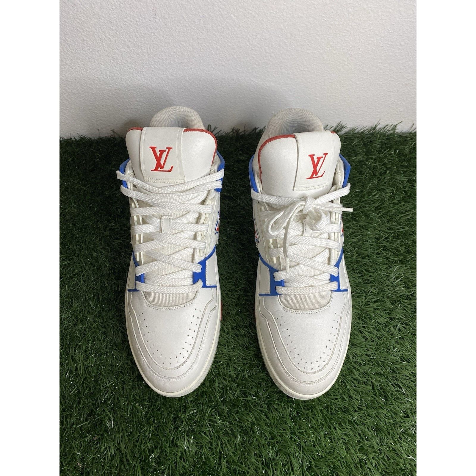 Louis Vuitton Size 8 LV - Louis Vuitton ‘White Red Blue’ Mid Trainer Size US 9 / EU 42 - 10 Thumbnail