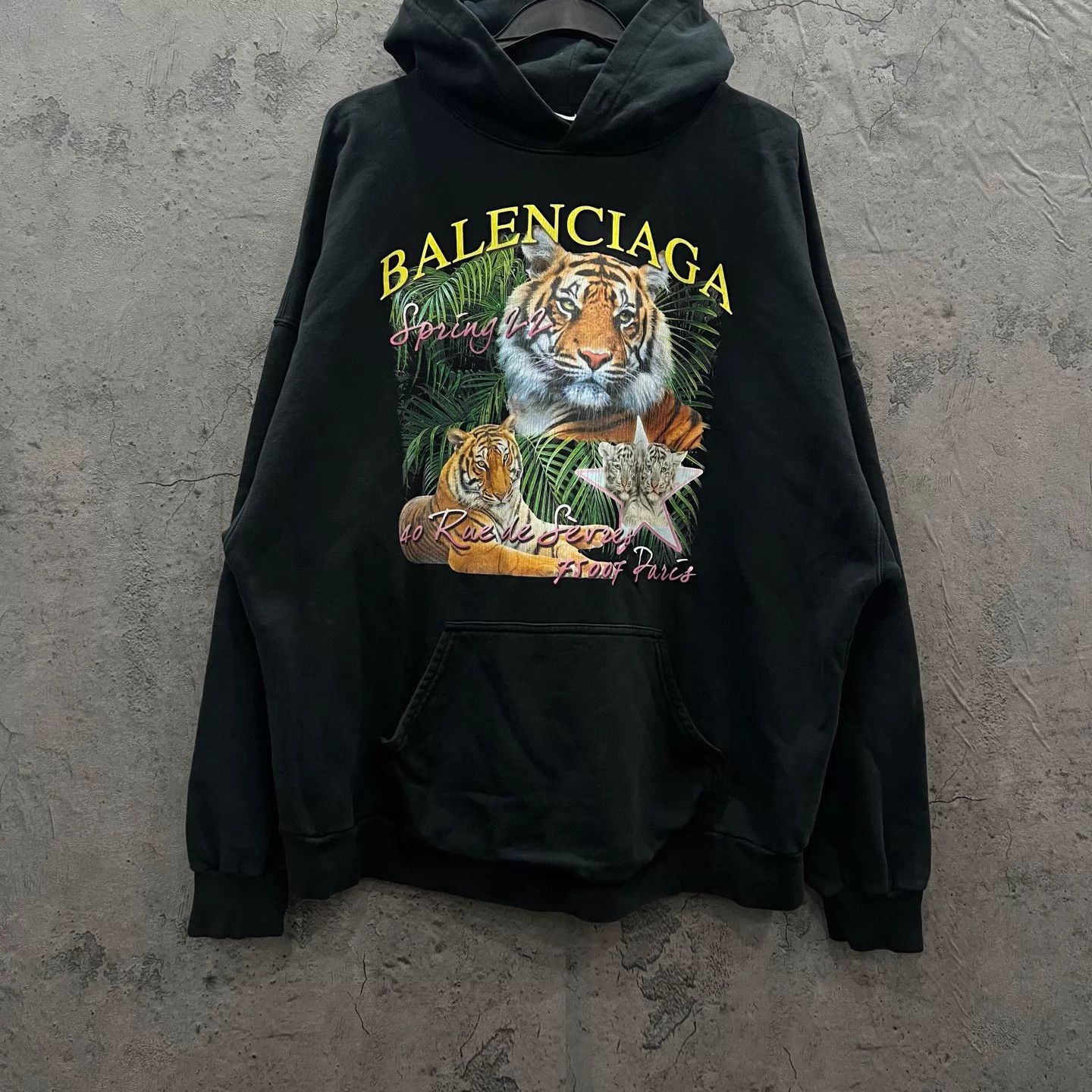 Balenciaga Balenciaga Tiger Hoodie New Unused Size 2 Size M / US 6-8 / IT 42-44 - 1 Thumbnail