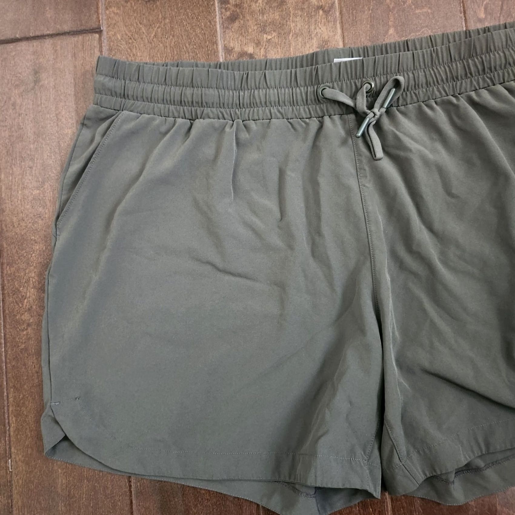 Olive VINTAGE? No. Size US 39 - 3 Thumbnail