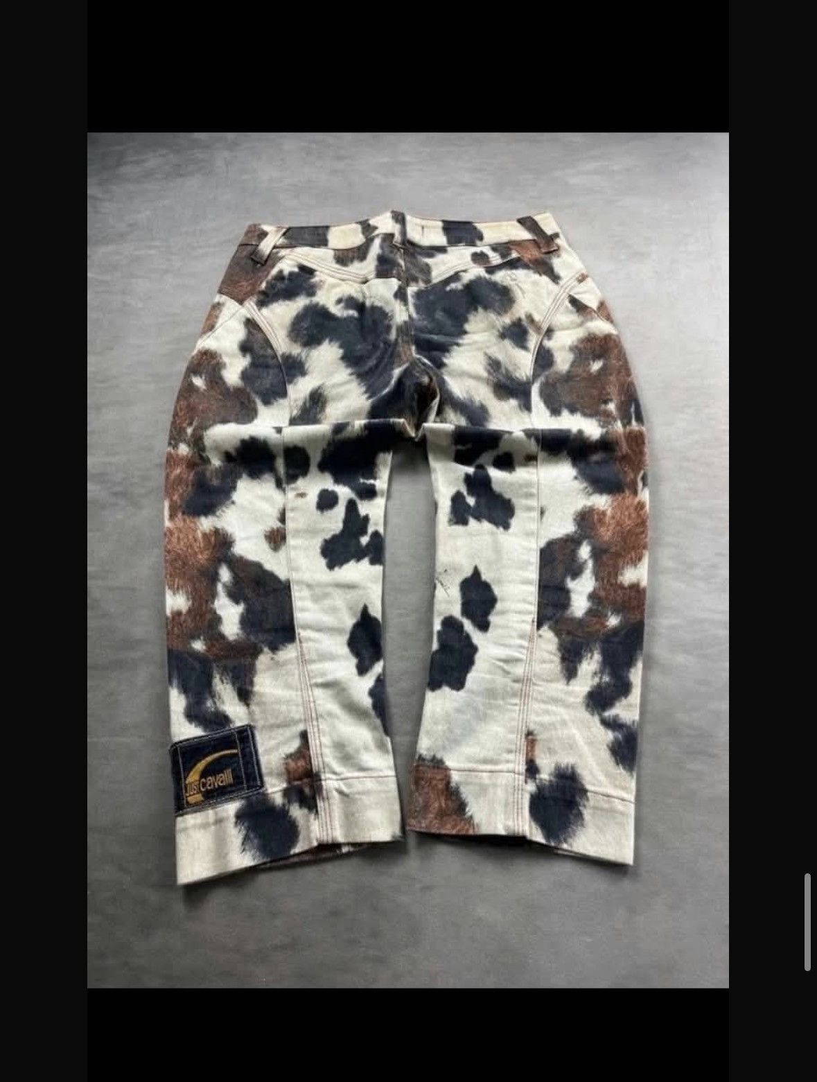 Roberto Cavalli Roberto Cavalli - Cow Print / Animal Print Capri Pants Size 27" / US 4 / IT 40 - 11 Thumbnail